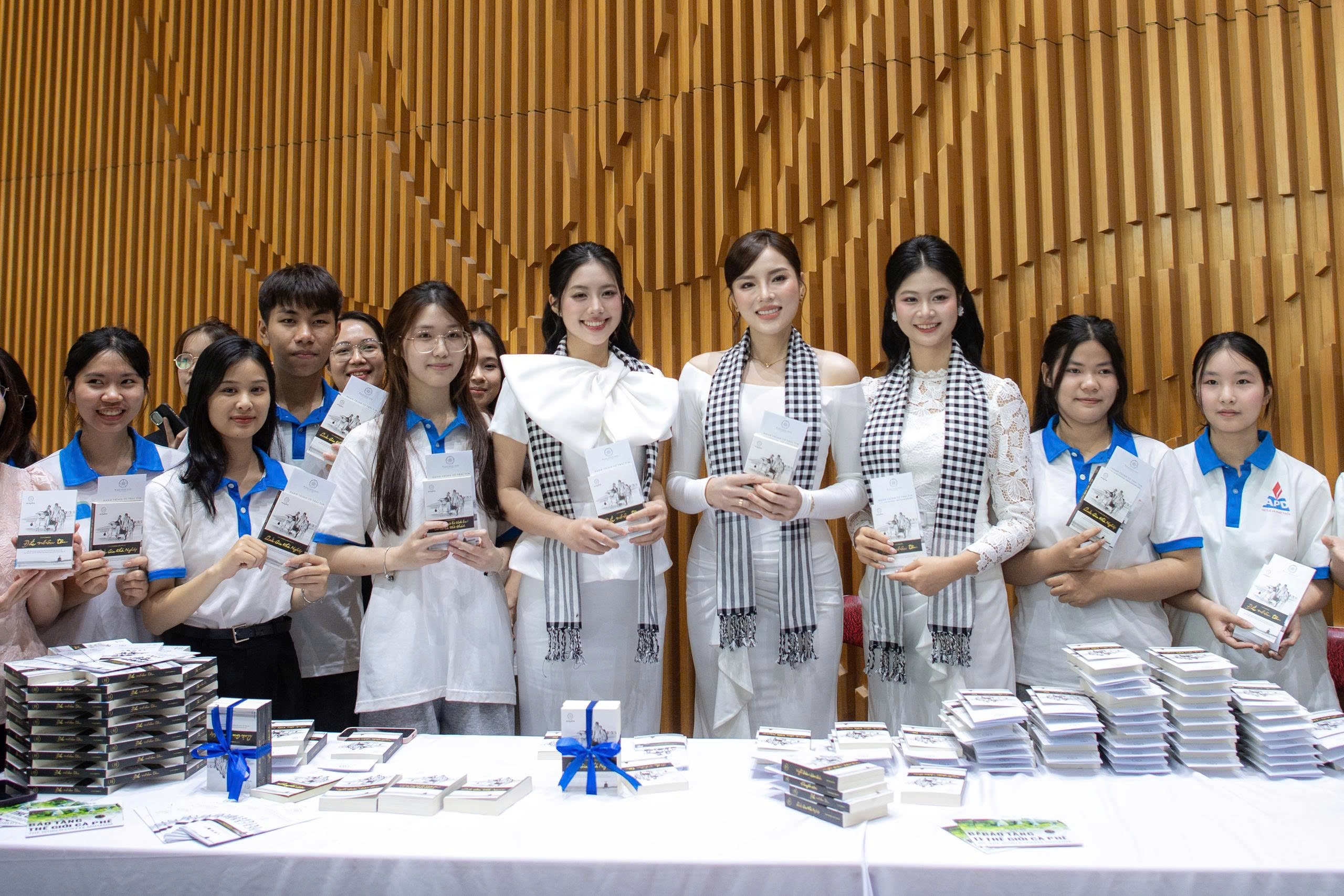 Trung Nguyen Legend anh 16