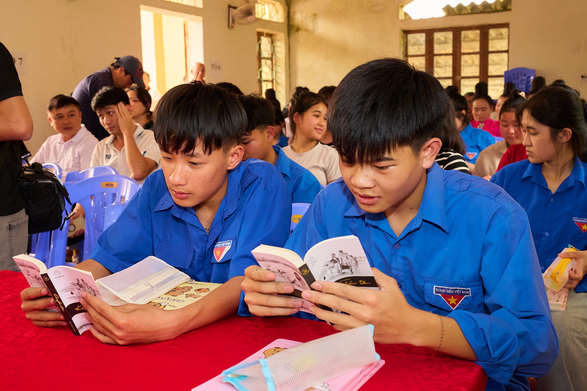 Hanh trinh Tu Trai Tim nuoi chi kien quoc hinh anh