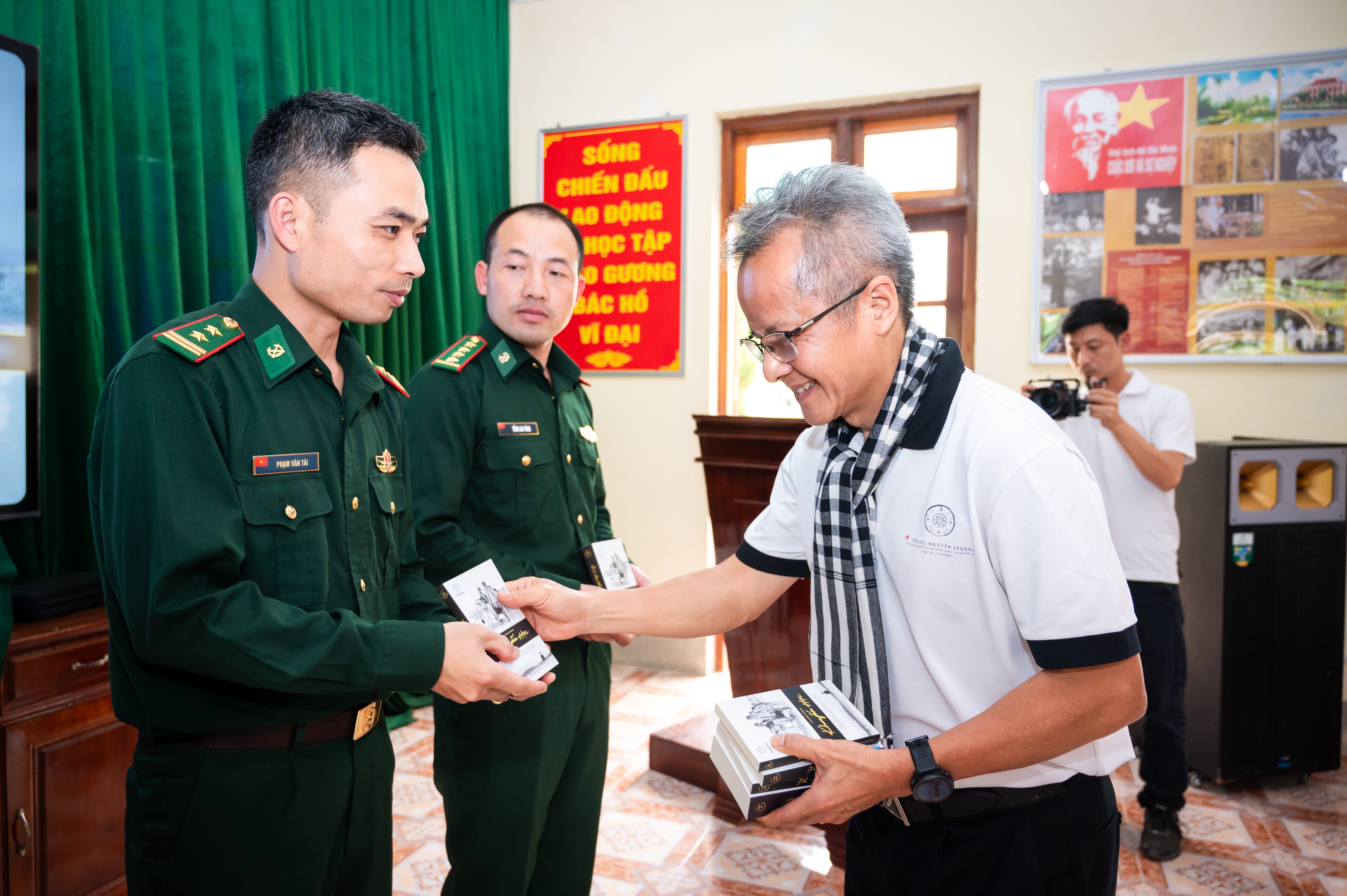 Trung Nguyen Legend anh 14