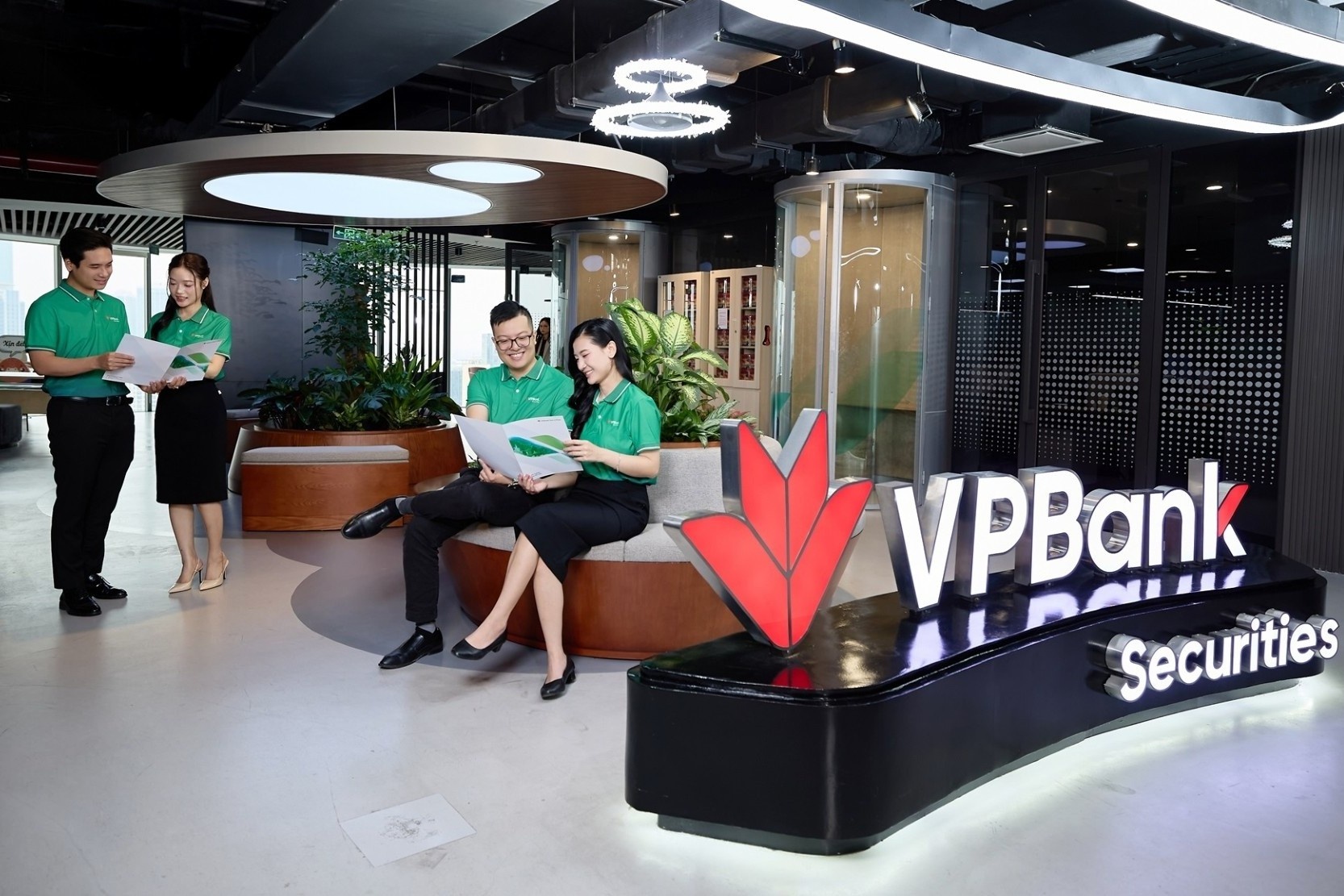 Nhung 'manh ghep' dinh hinh cau chuyen tang truong VPBankS nam 2026 hinh anh