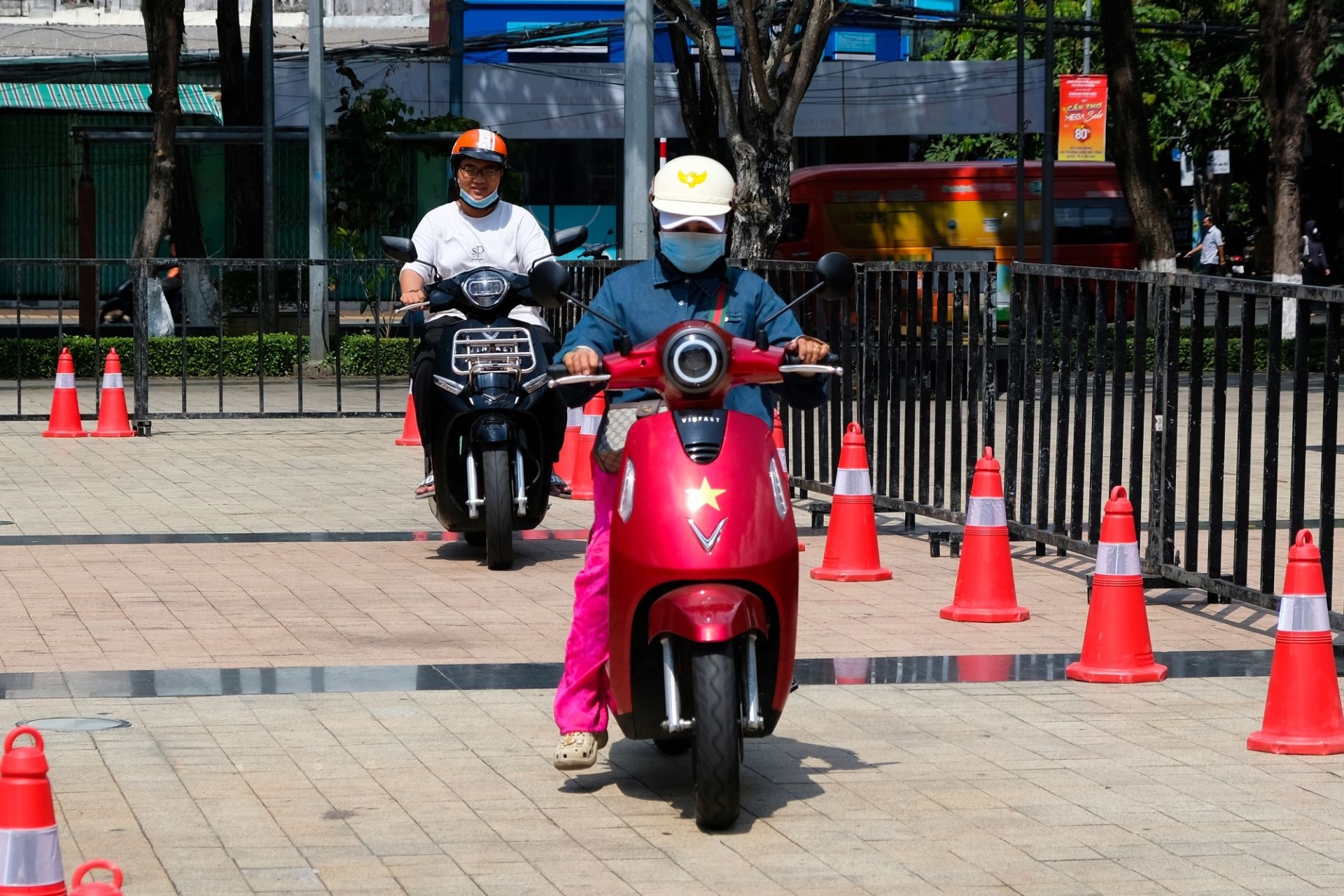 Xe dien VinFast anh 1