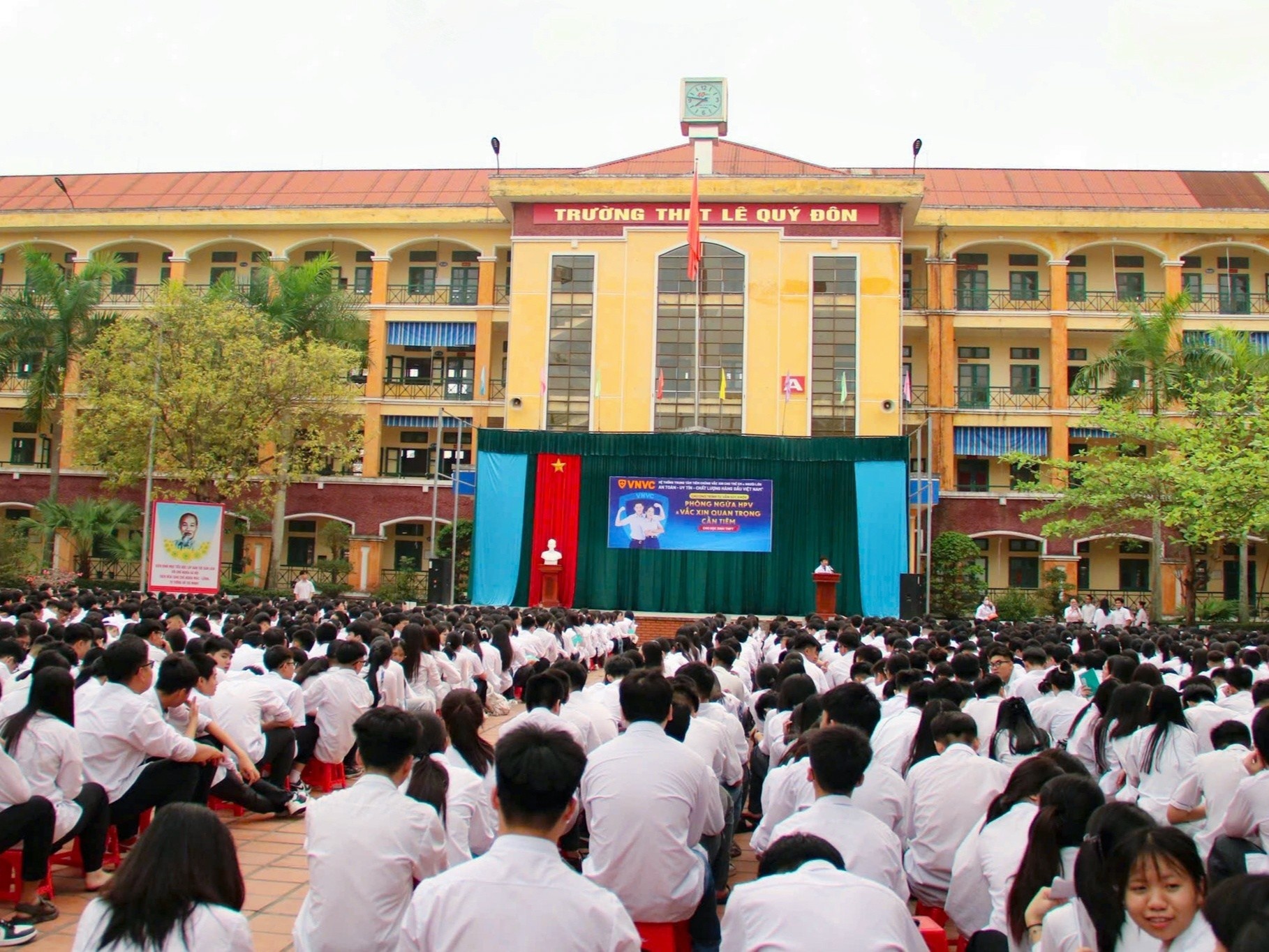 Tiem chung VNVC anh 10