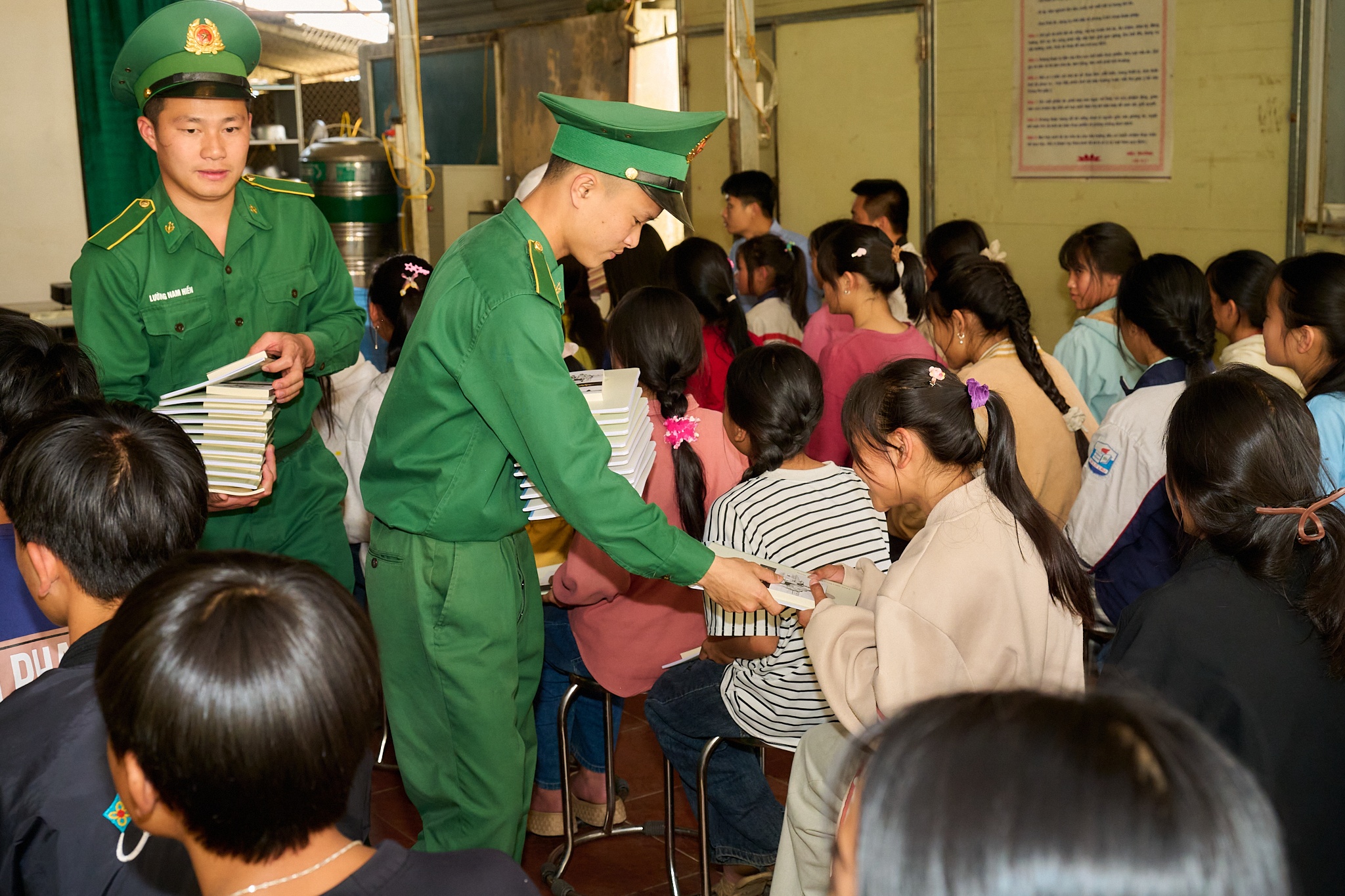 Hanh trinh Tu Trai Tim anh 14