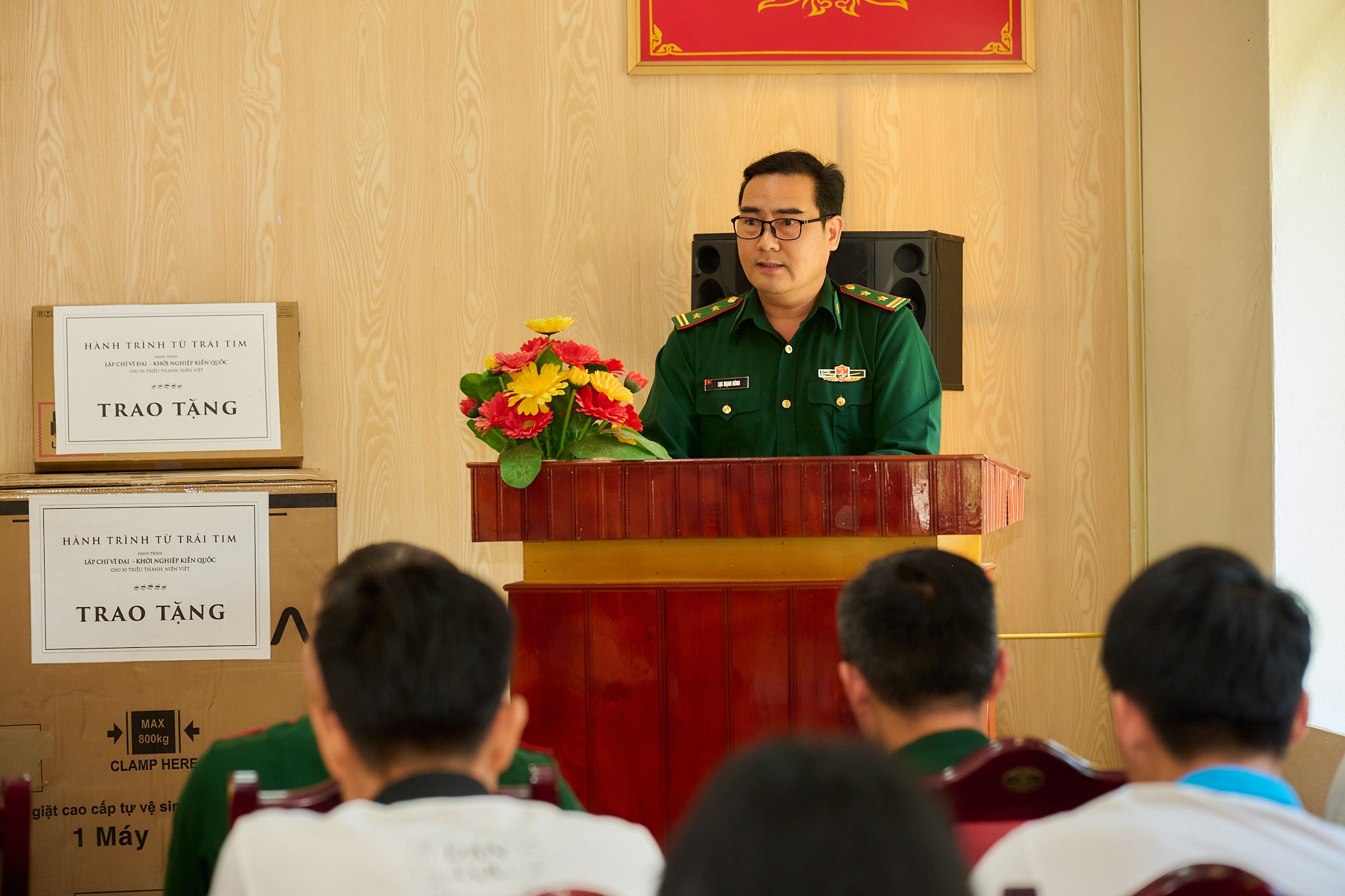 Hanh trinh Tu Trai Tim anh 18