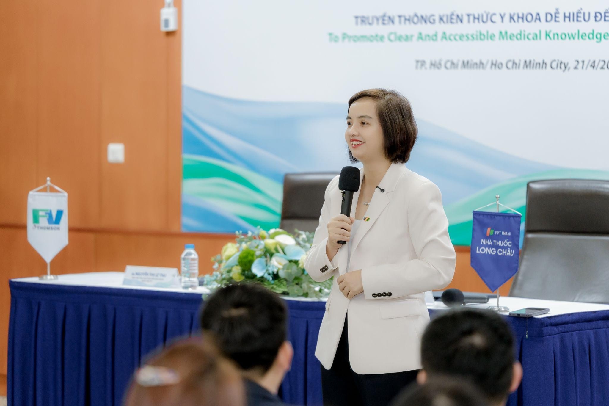 nha thuoc Long Chau anh 3