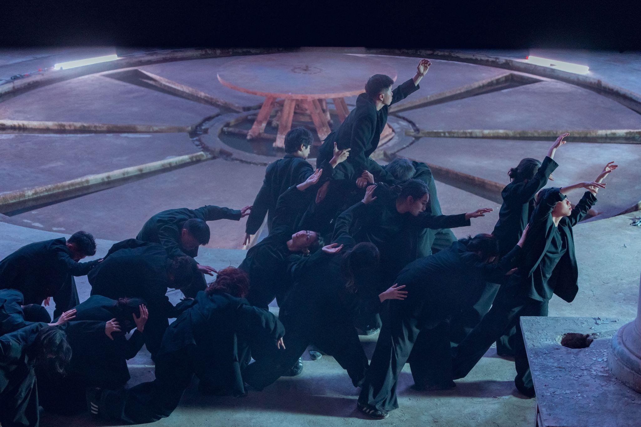 Last Fire Crew anh 2