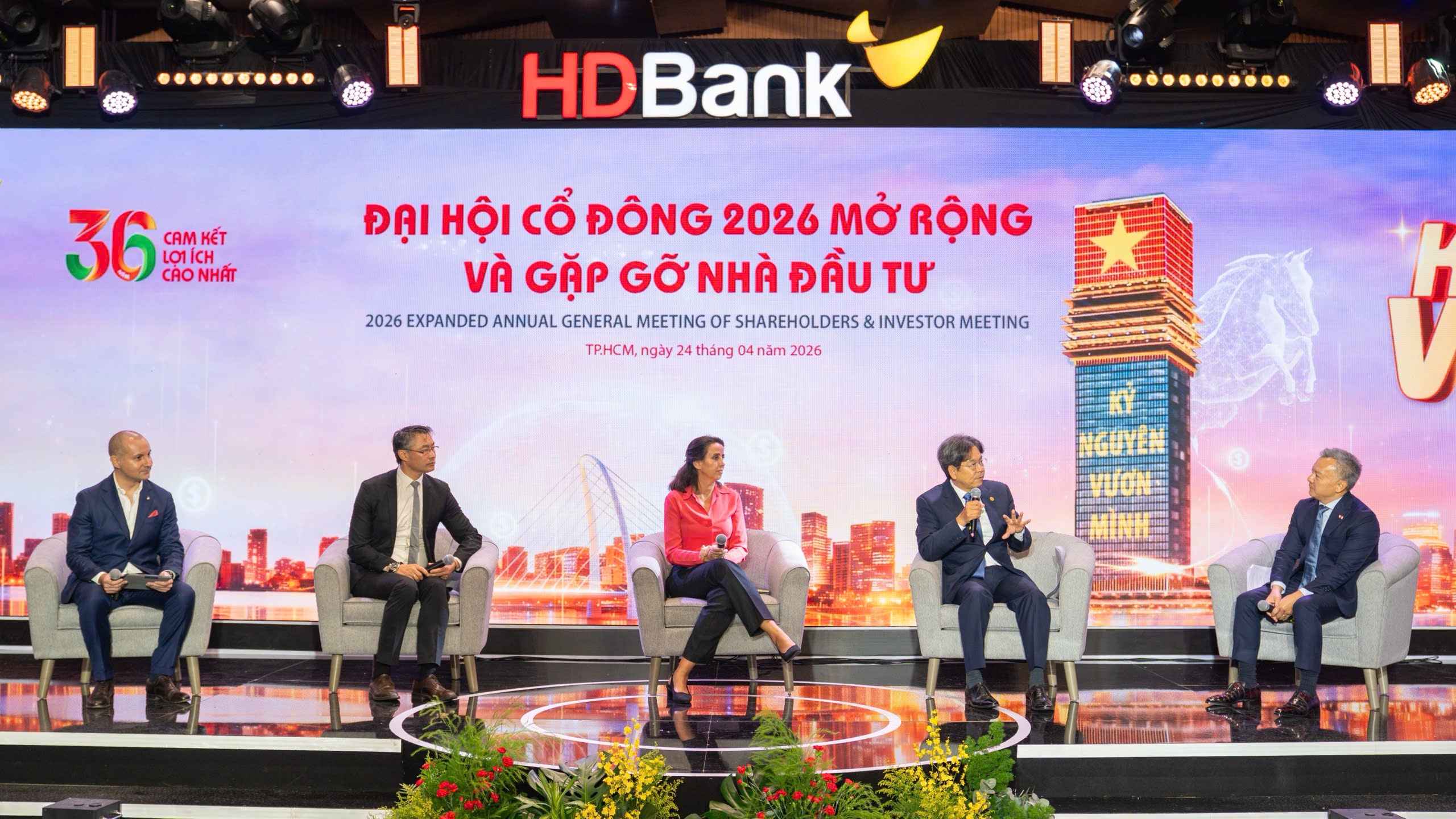 HDBank anh 22