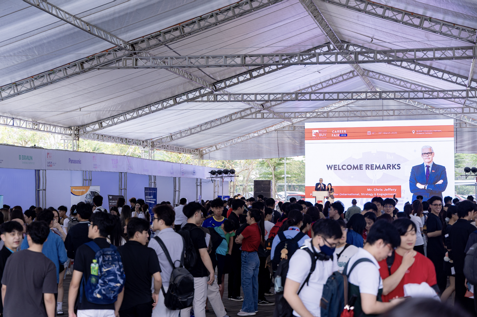 DH Anh Quoc Viet Nam anh 4