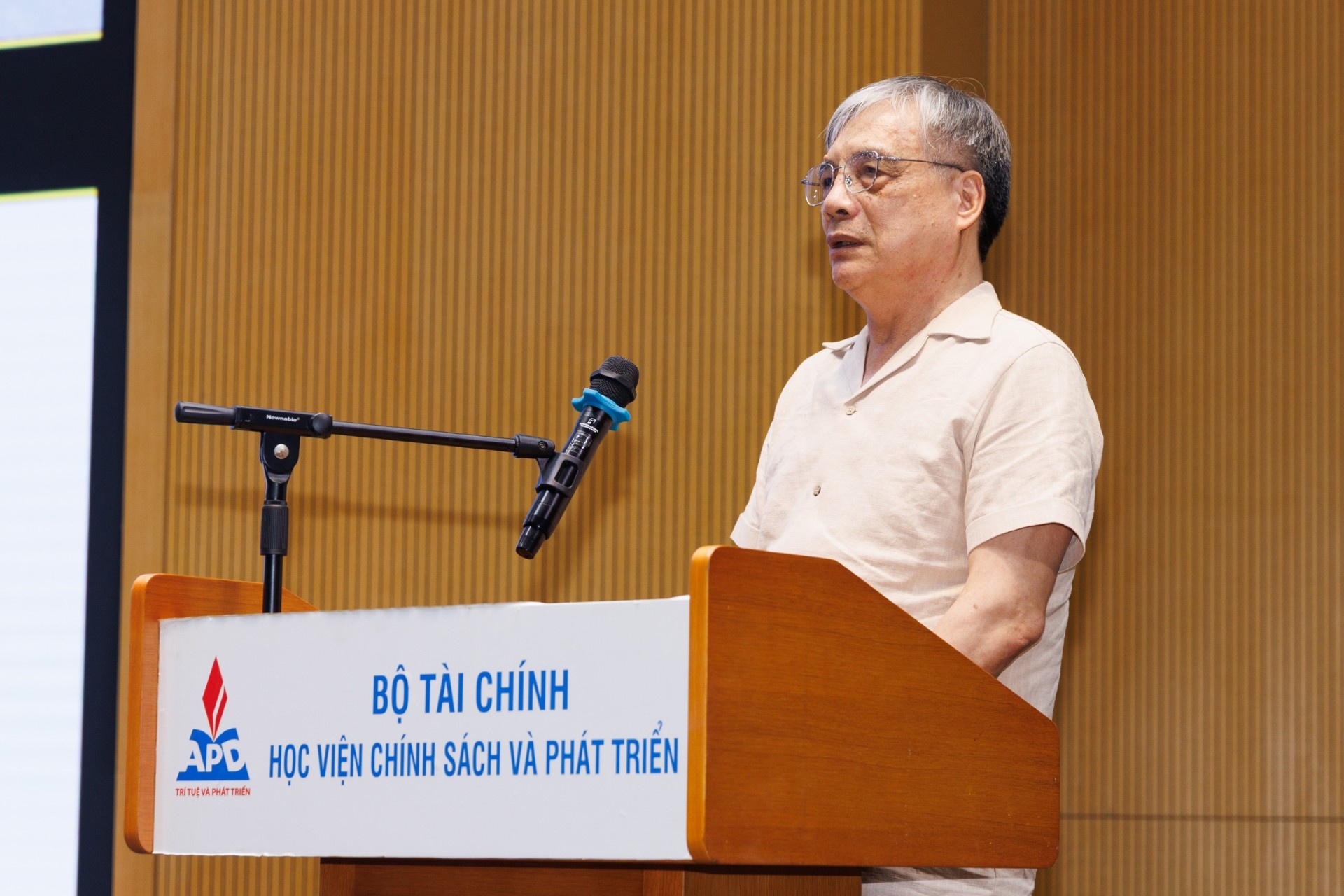 Hanh trinh Tu Trai Tim anh 9