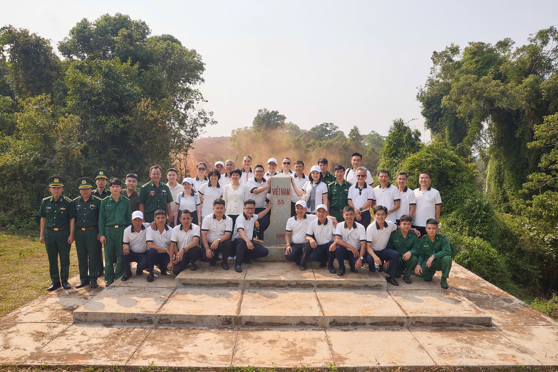 Hanh trinh Tu Trai Tim anh 13