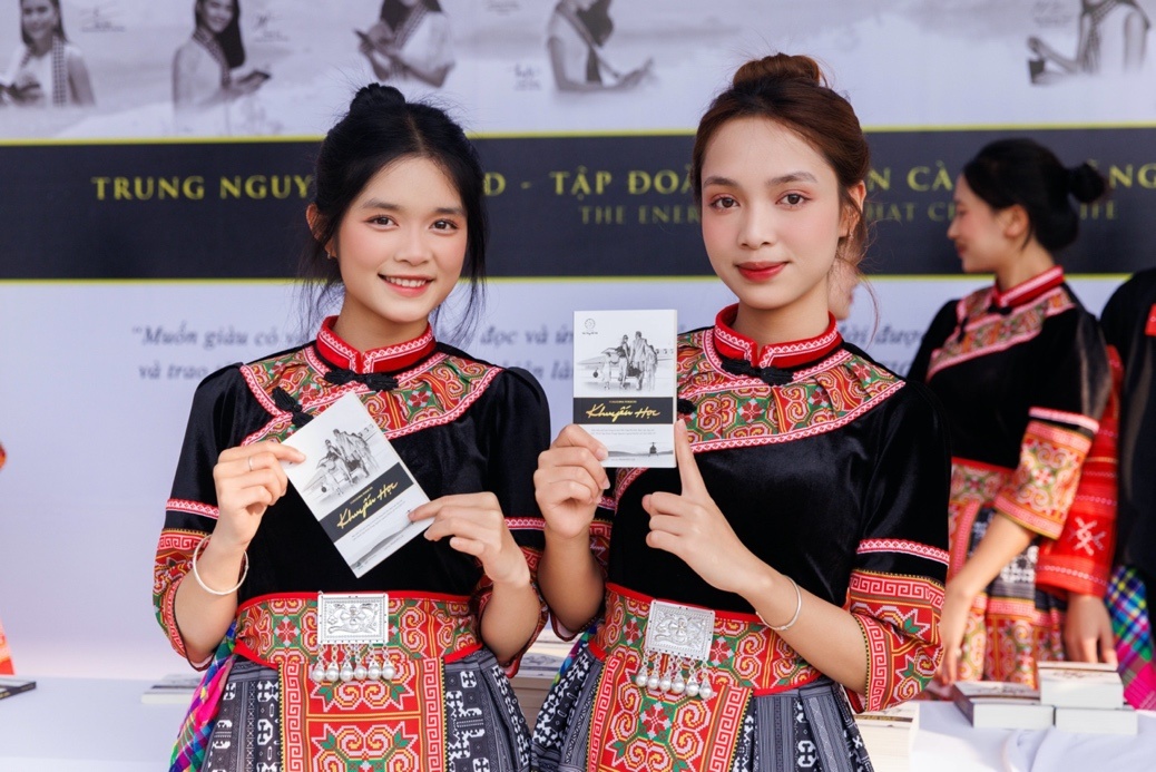 Hanh trinh Tu Trai Tim anh 30