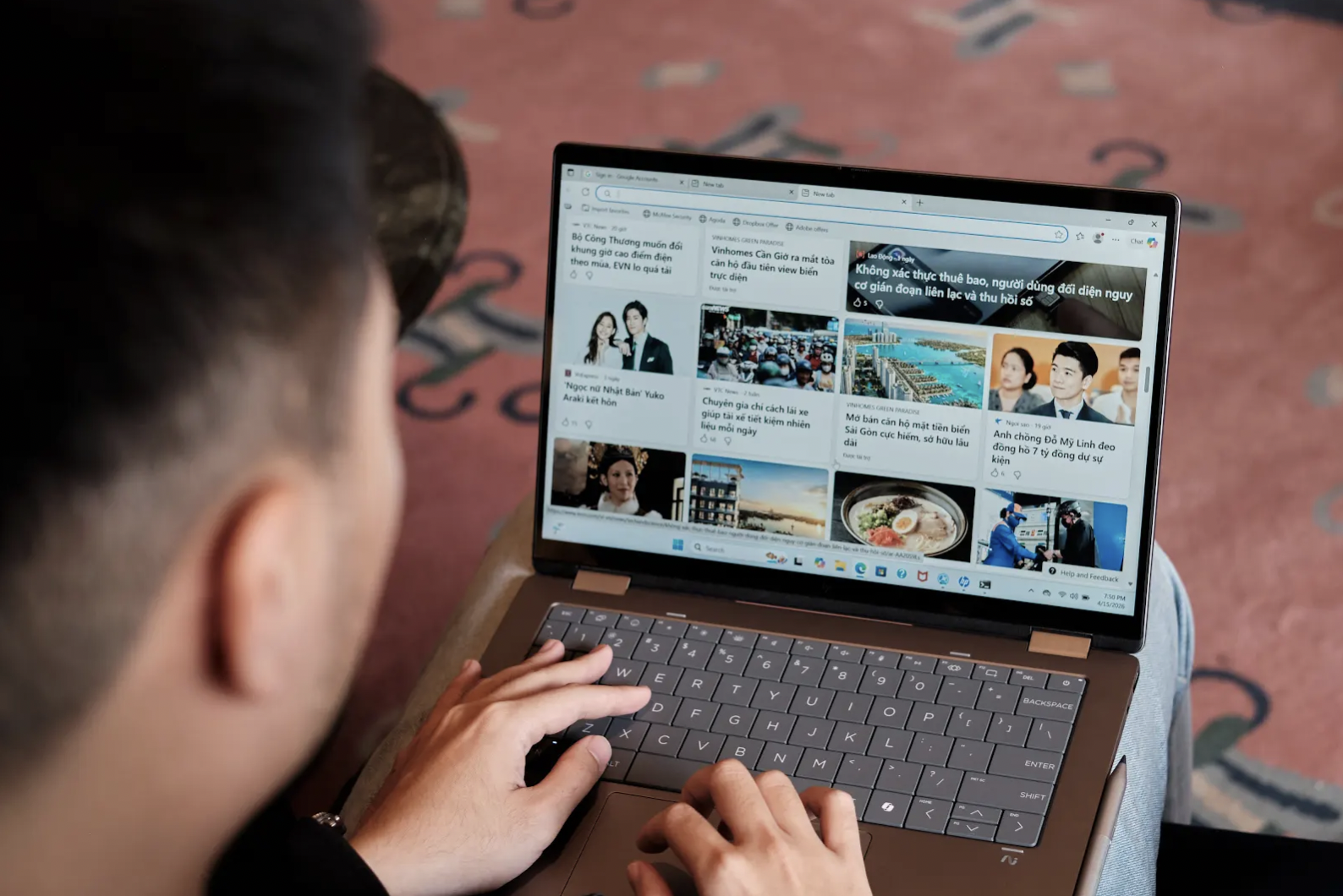 HP OmniBook X Flip anh 4