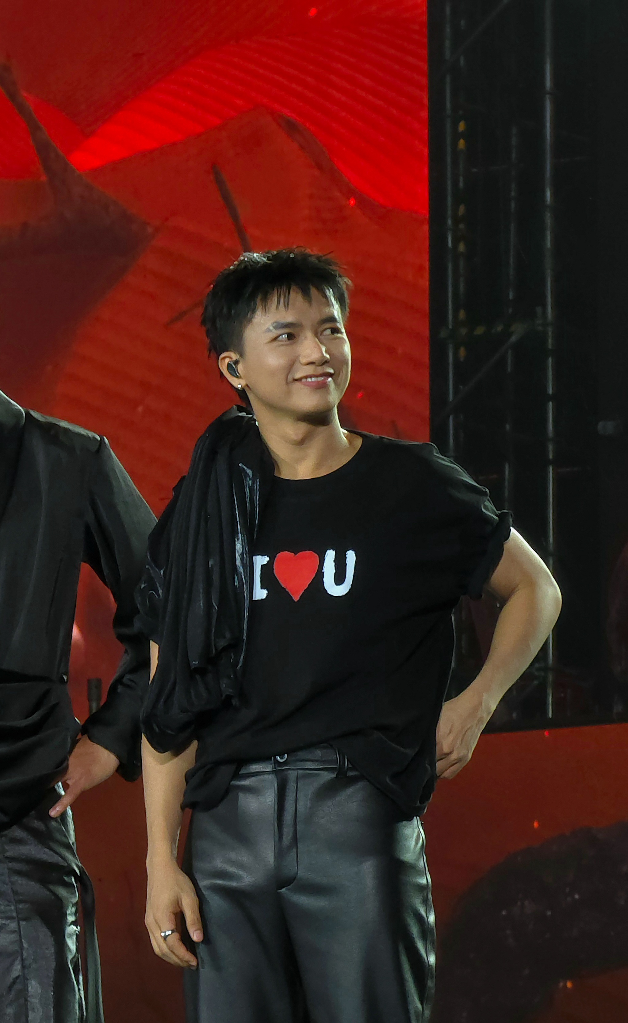 Gai Home concert anh 6