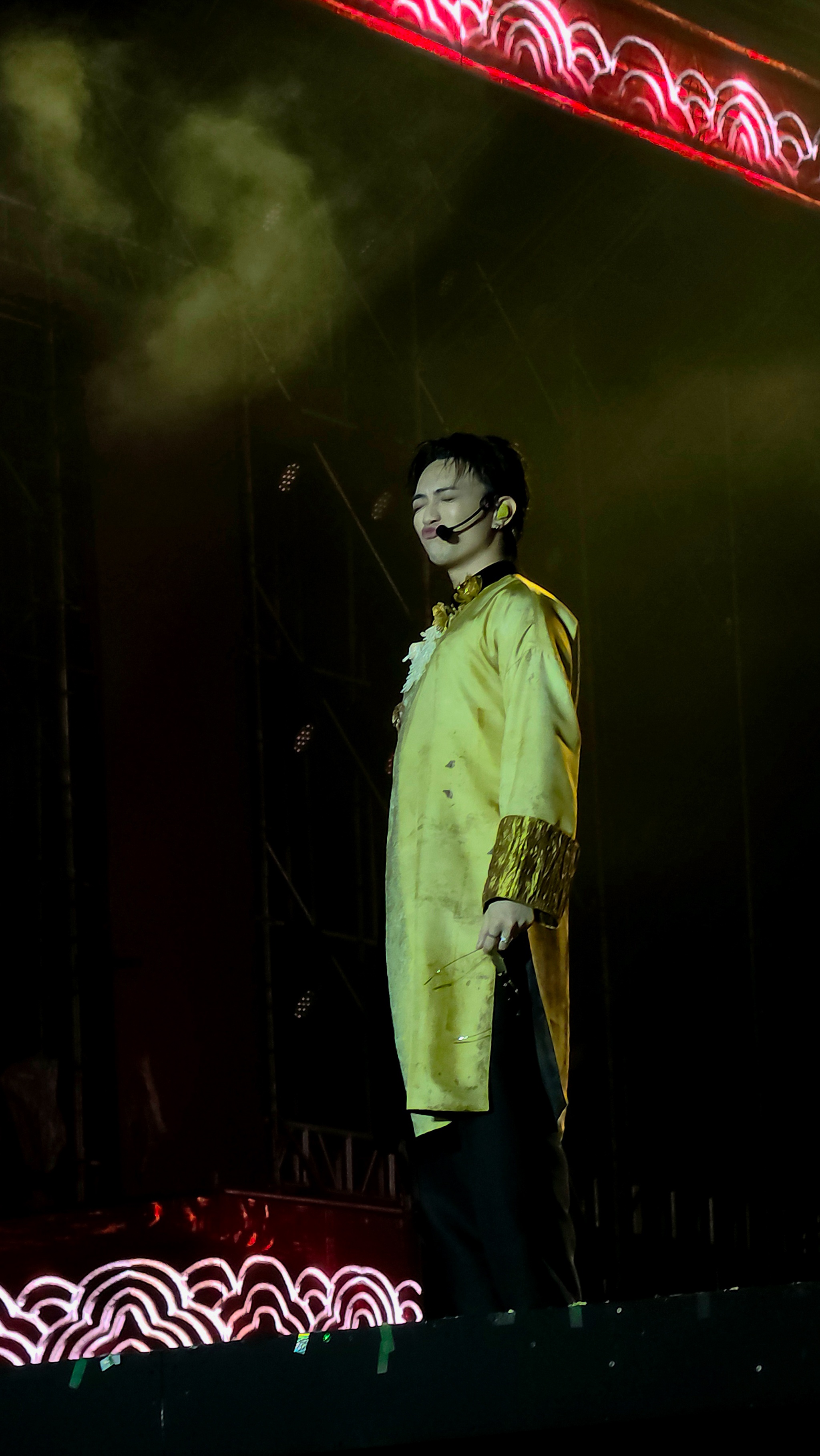 Gai Home concert anh 7