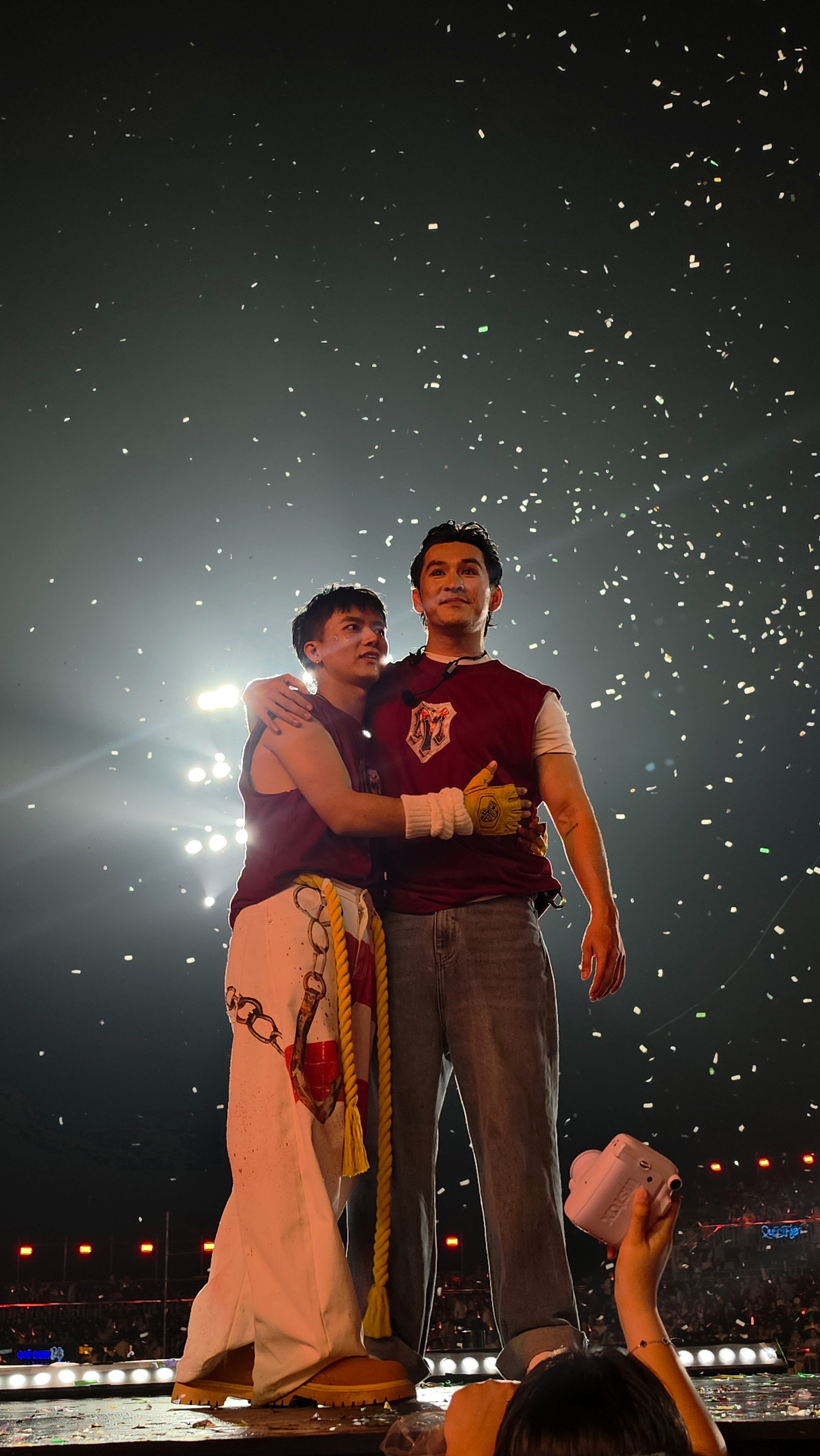 Gai Home concert anh 4