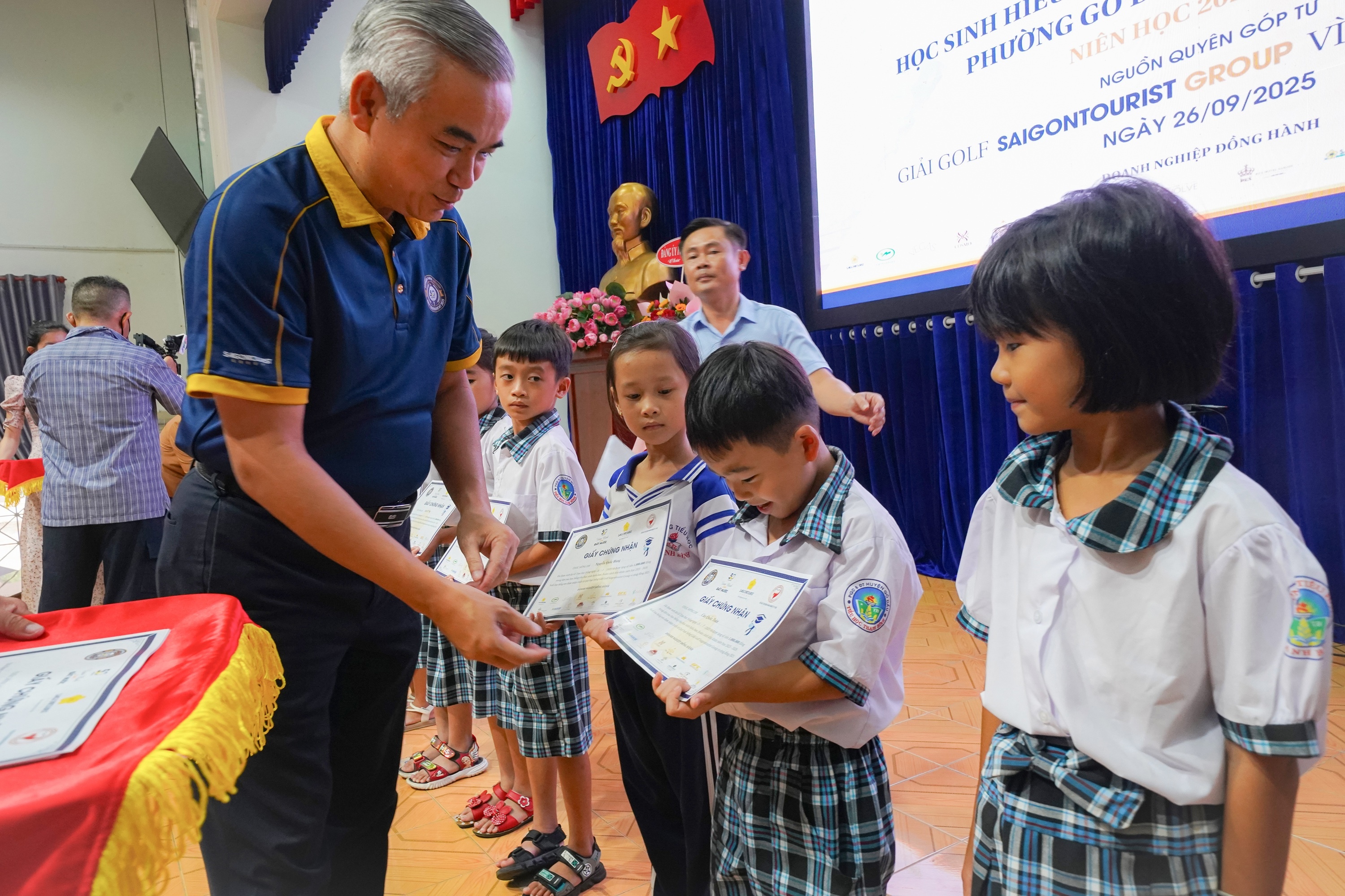 Saigontourist Group anh 9