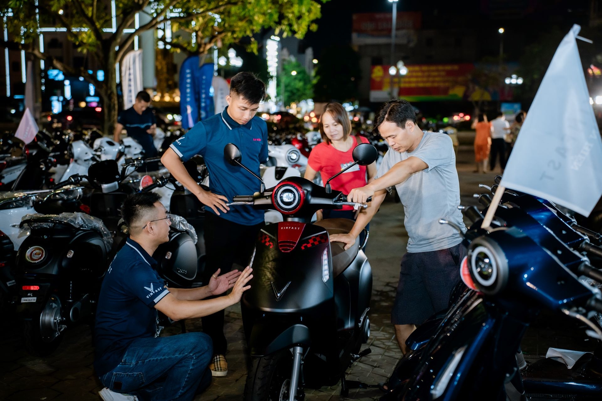 Xe dien VinFast anh 1