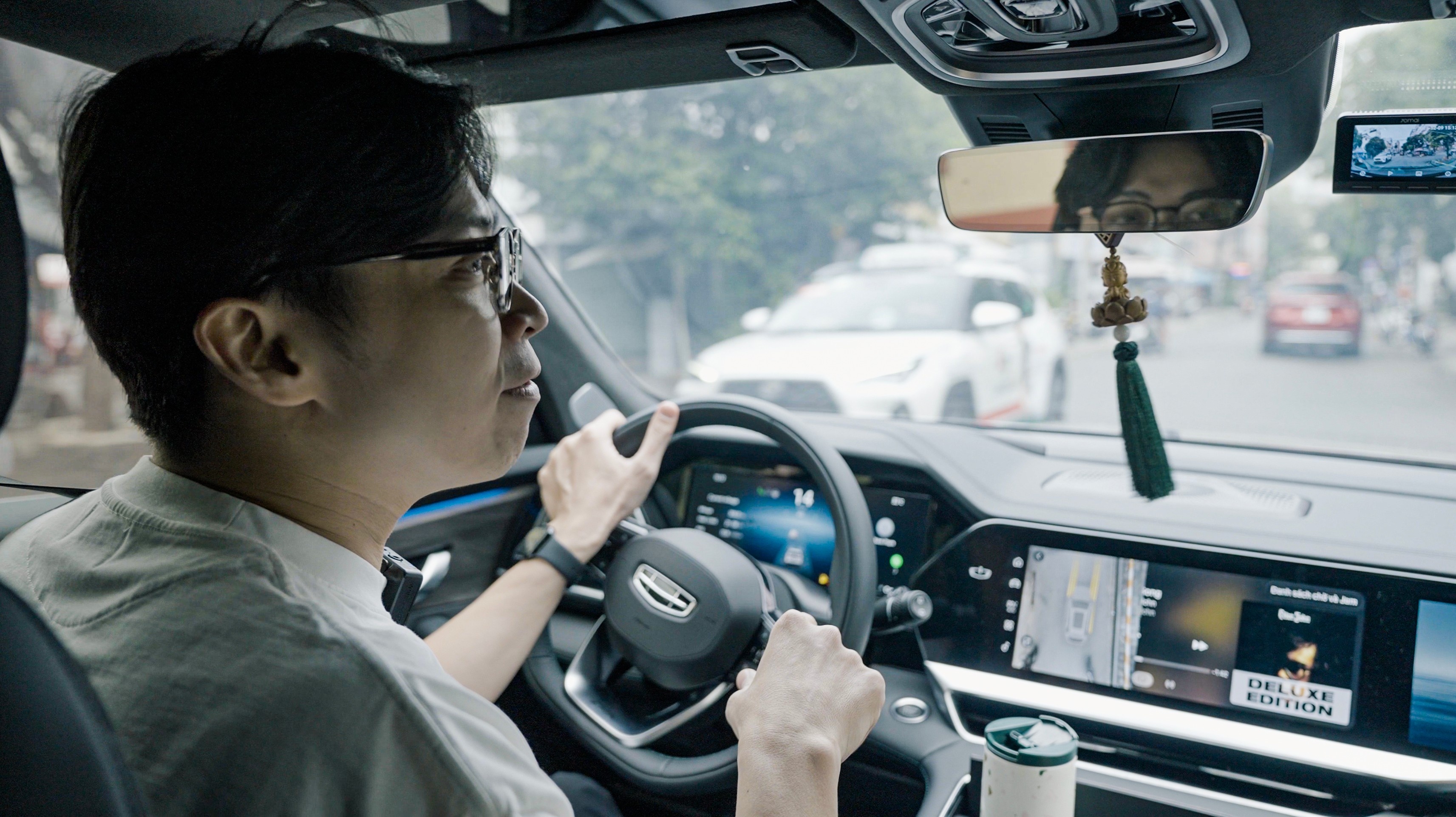 Geely Monjaro anh 1