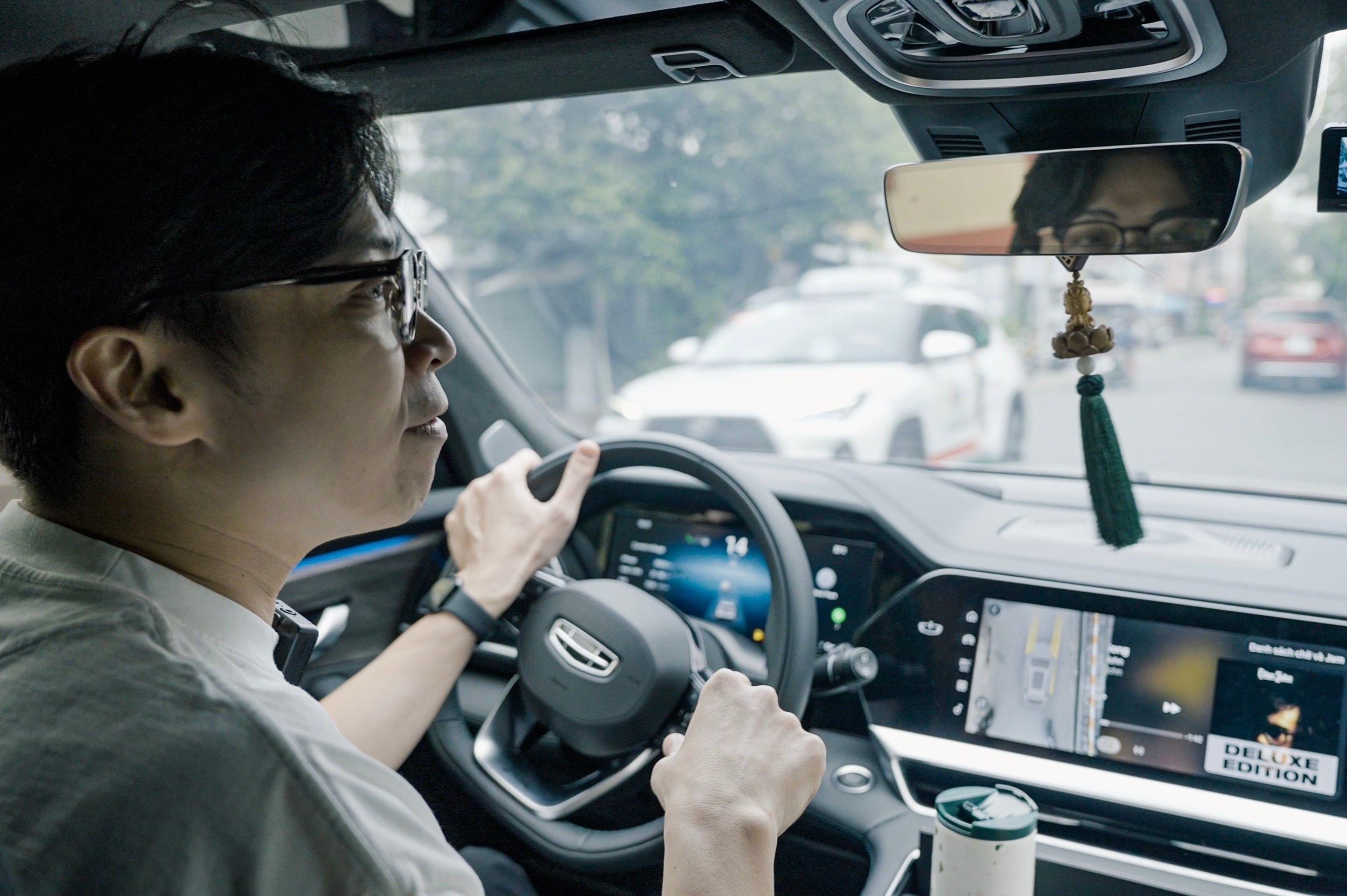 Ca si Lan Nha: 'An tam sau nua nam dong hanh cung Geely Monjaro' hinh anh