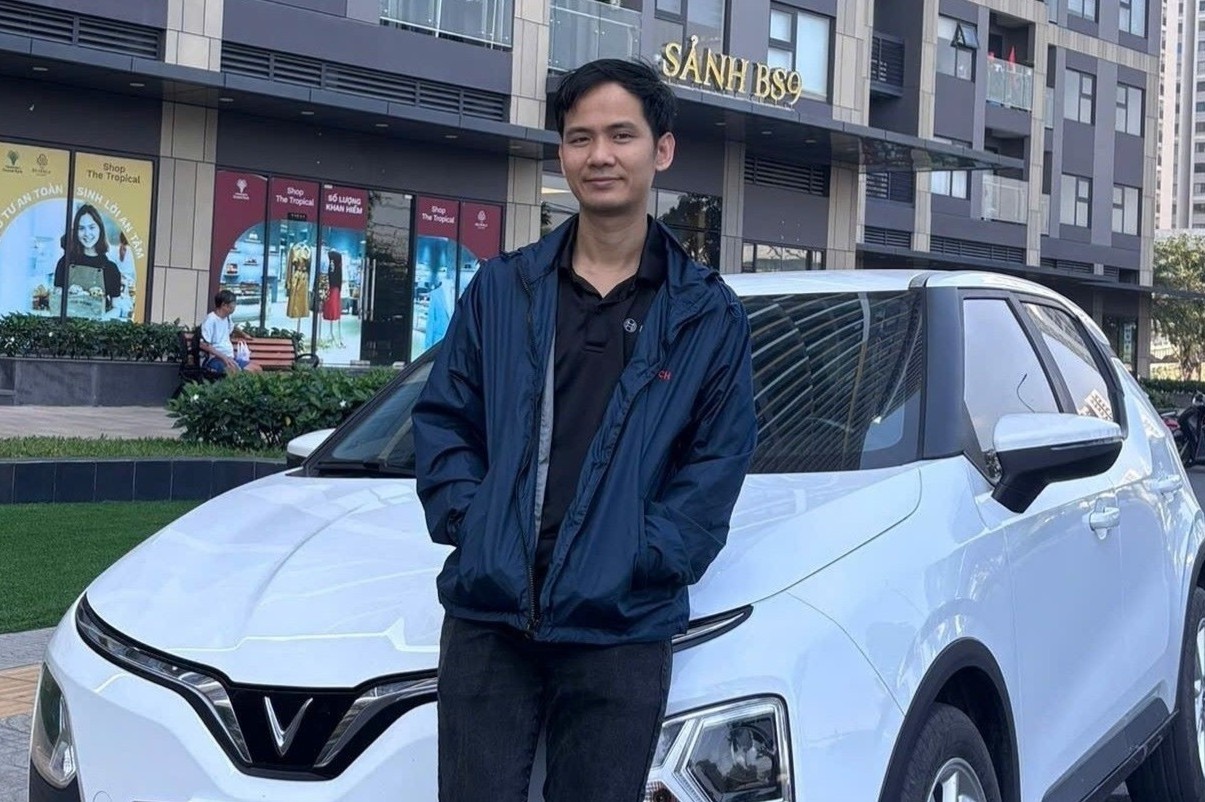 Lan dau mua oto, chu xe tiet lo ly do quyet dinh 'chot' VinFast VF 5 hinh anh