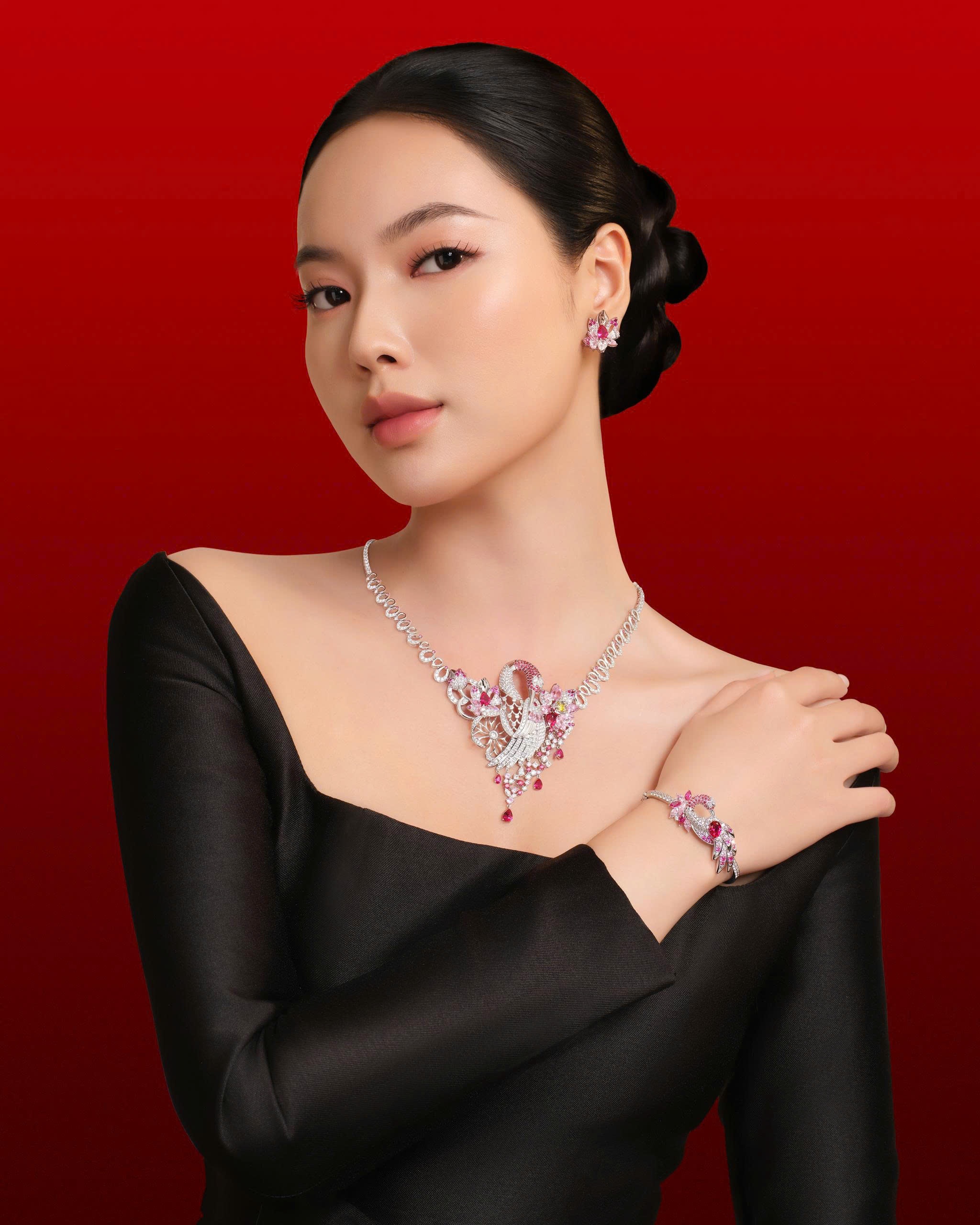 Ngoc Tham Jewelry anh 2