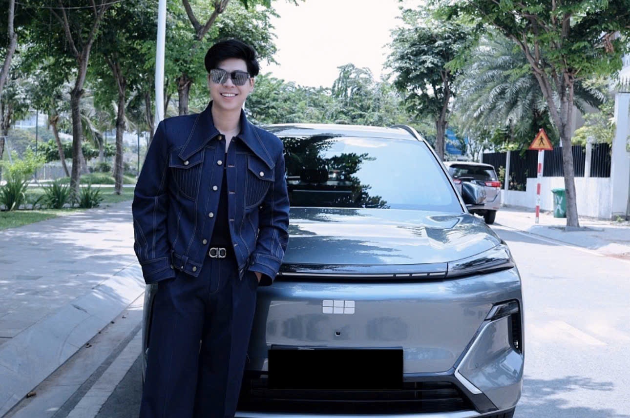 Ly do Geely EX5 EM-i va Geely EX2 duoc nhieu sao Viet lua chon hinh anh