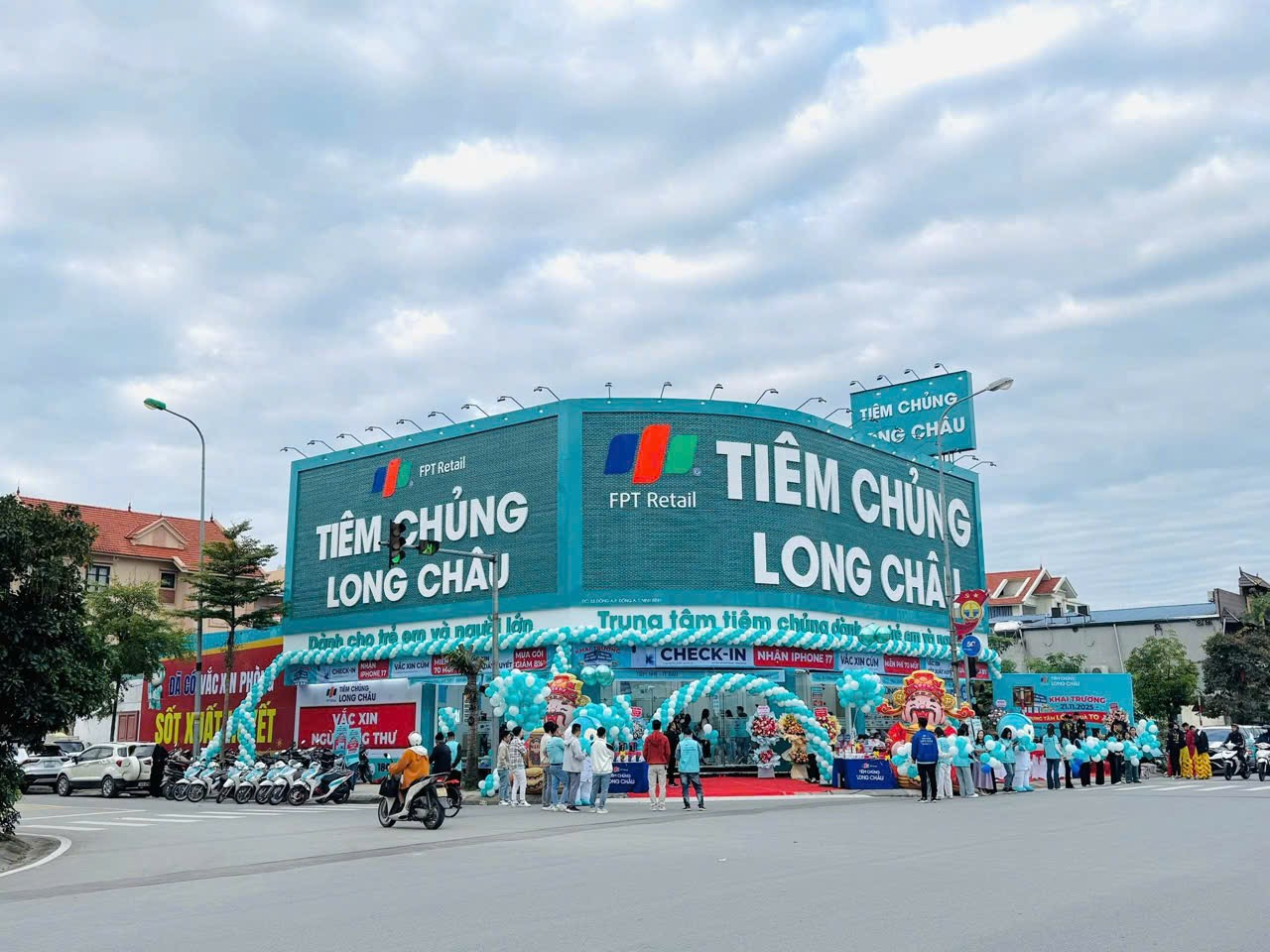 Long Chau anh 2