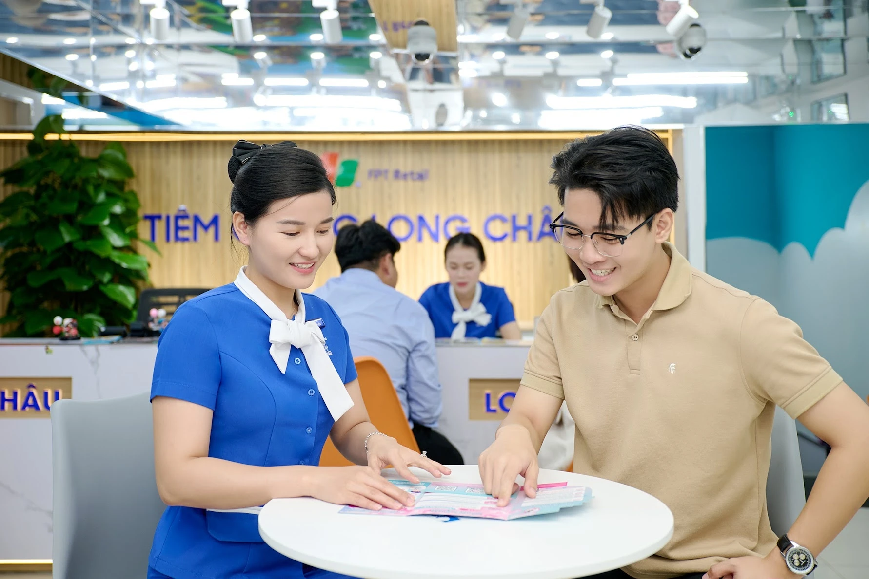 HIEUTHUHAI duoc ‘chon mat gui vang’ cho vai tro dai su suc khoe hinh anh