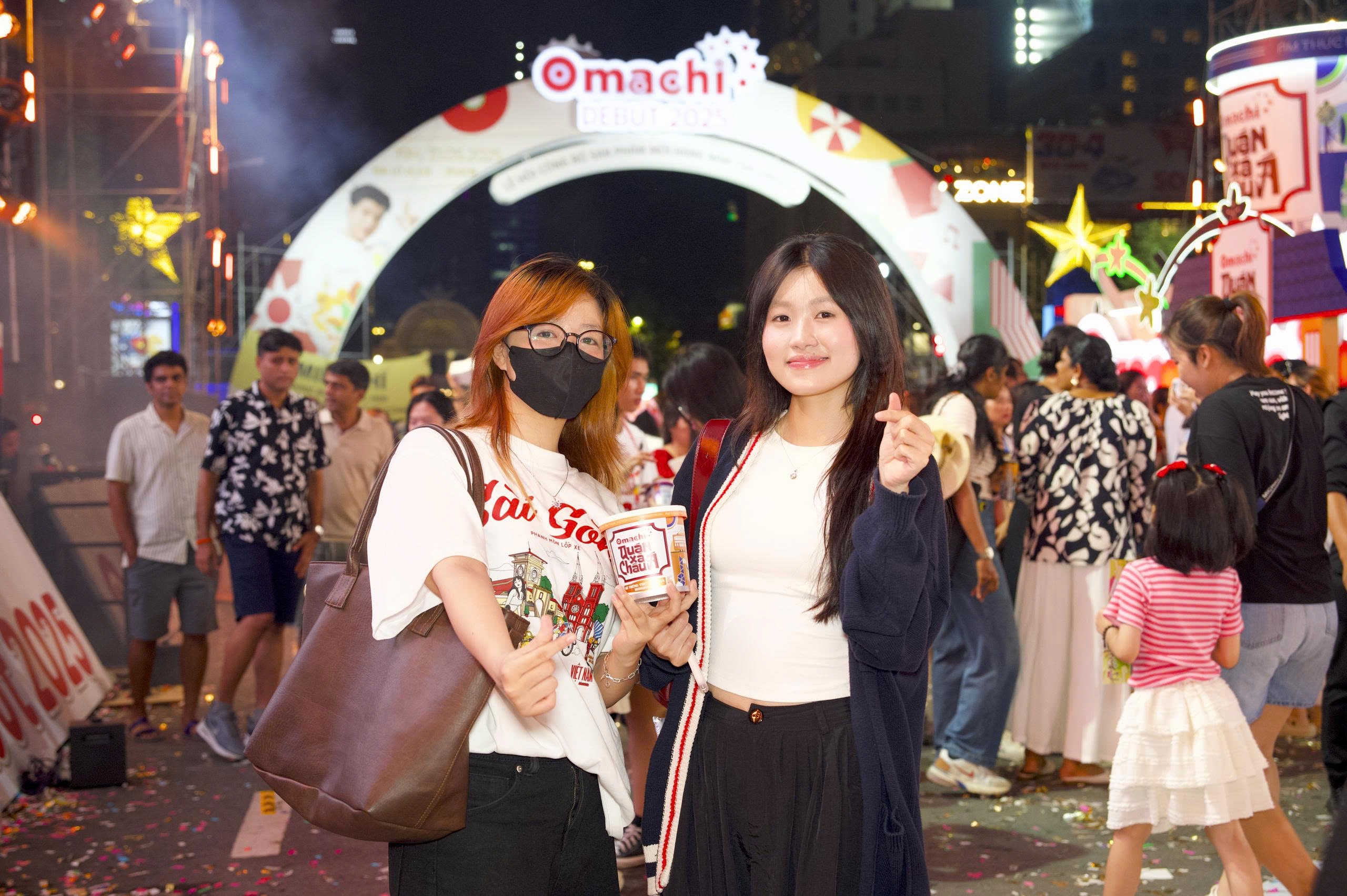 HIEUTHUHAI mang san khau bung no tro lai Omachi Debut 2026 hinh anh