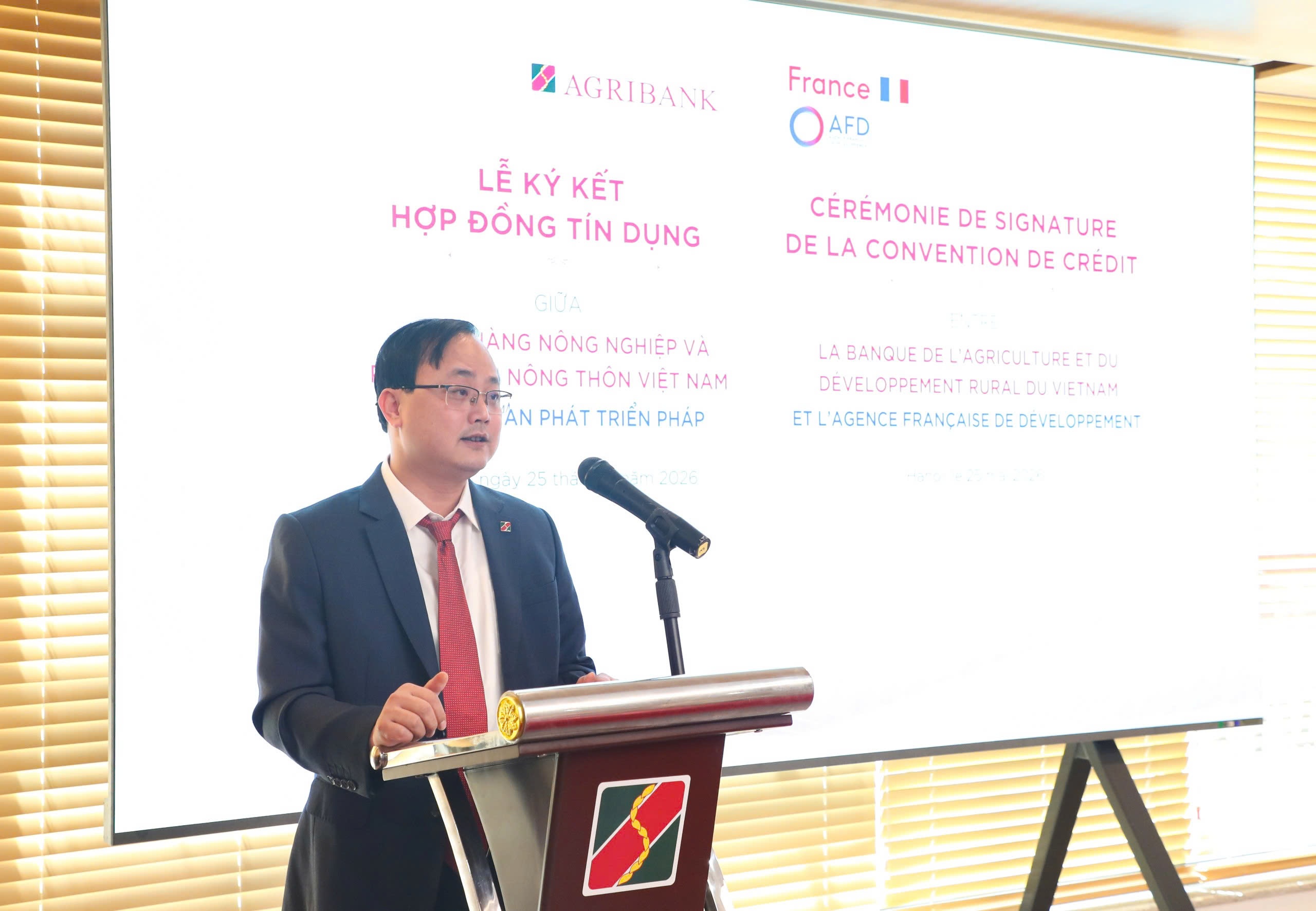 Agribank anh 2