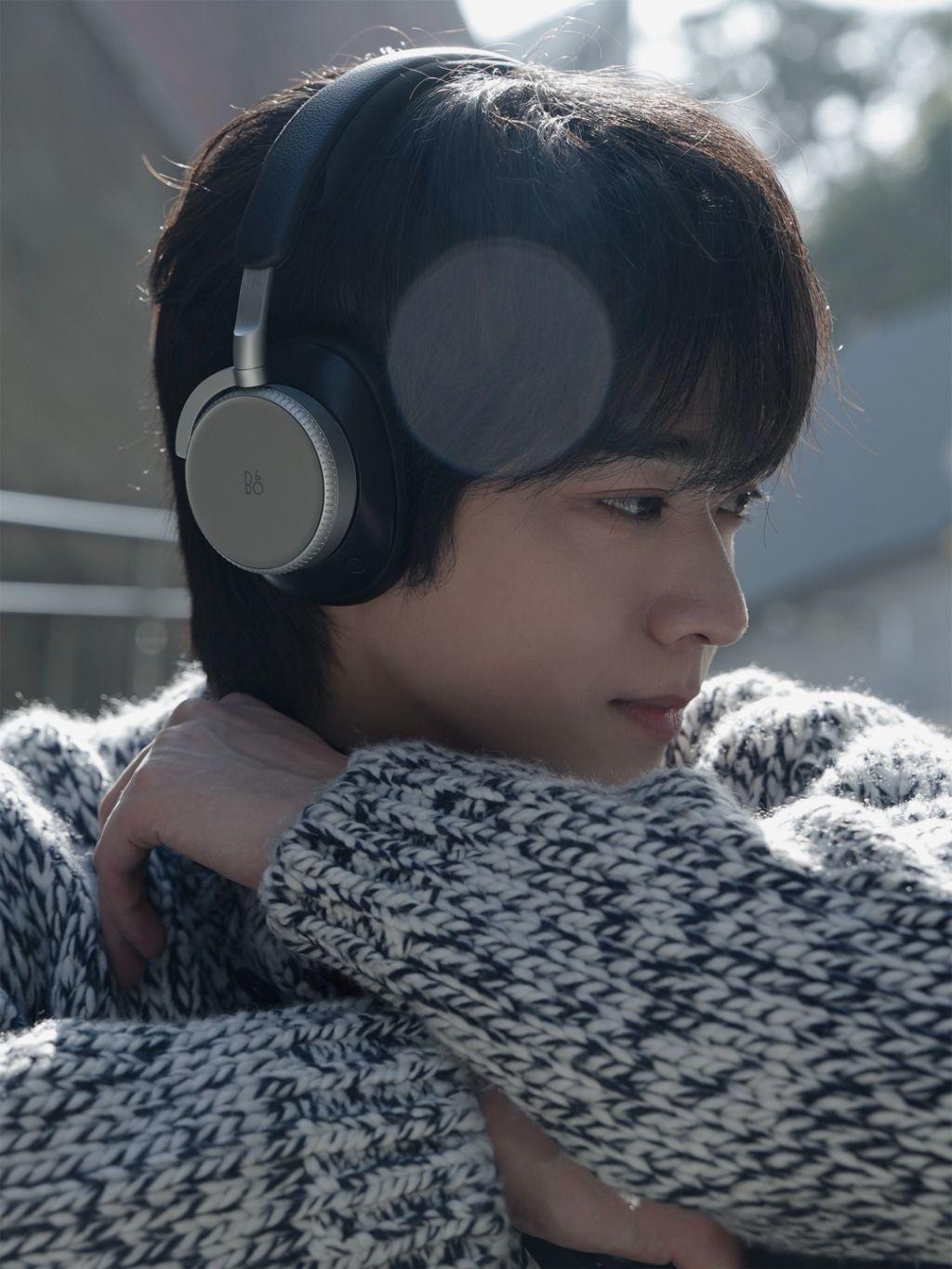 Beoplay H100 anh 2