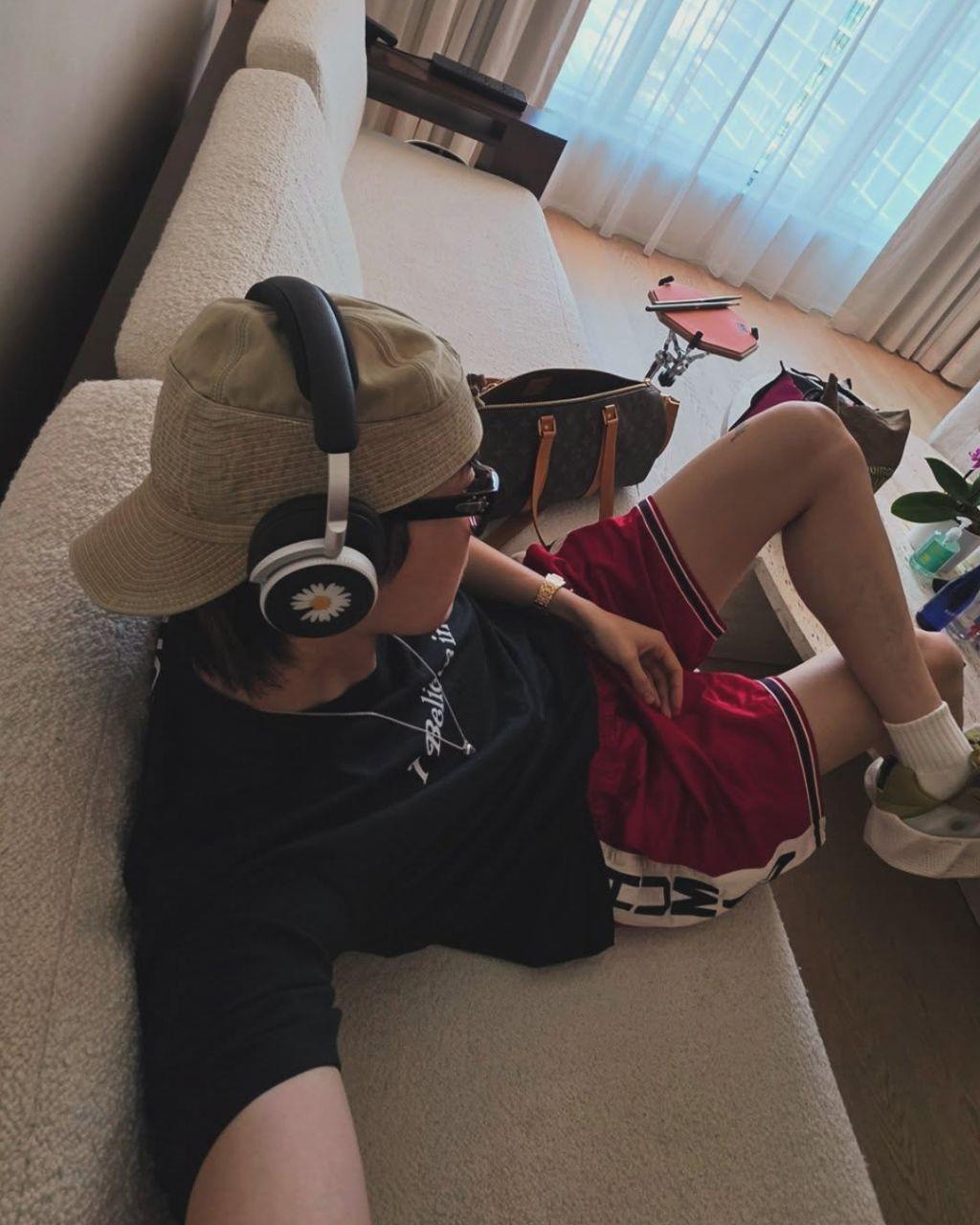 Beoplay H100 anh 8