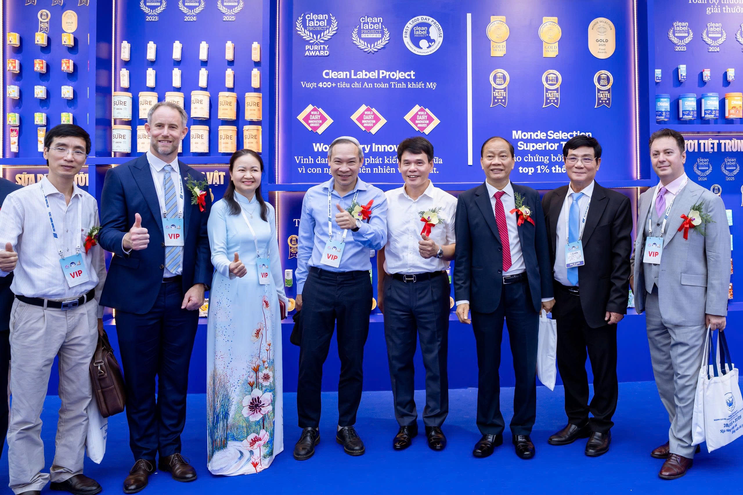 Vinamilk anh 9