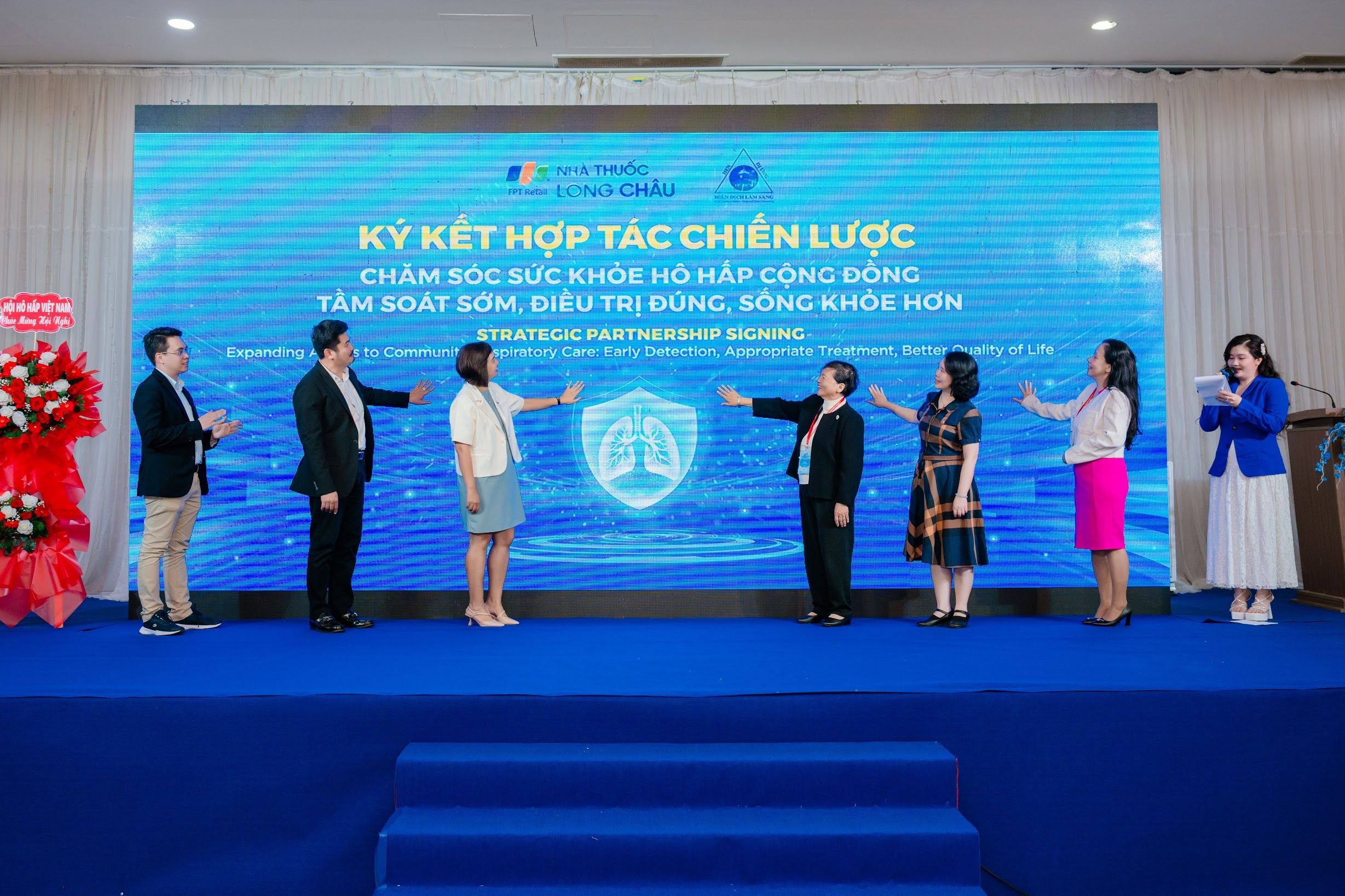 Long Chau anh 4
