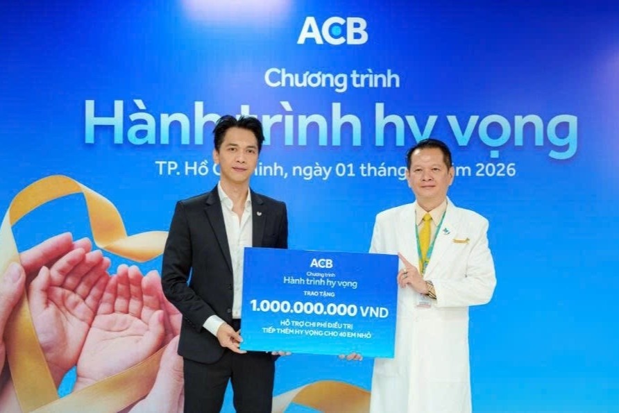 ACB to chuc su kien huong den cong dong nhan 33 nam thanh lap hinh anh
