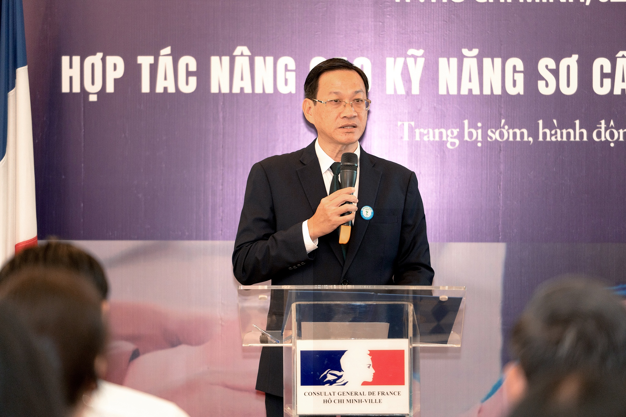 Long Chau anh 8