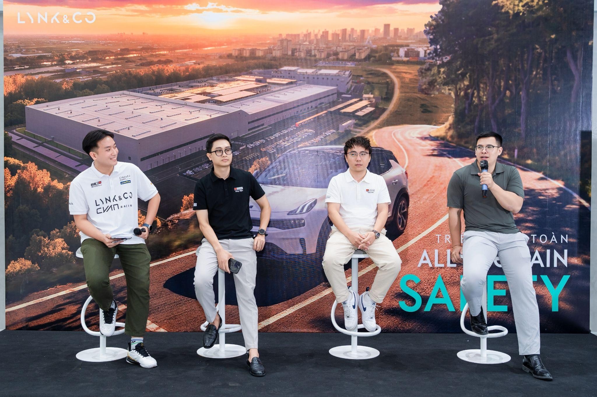 Lynk & Co anh 1