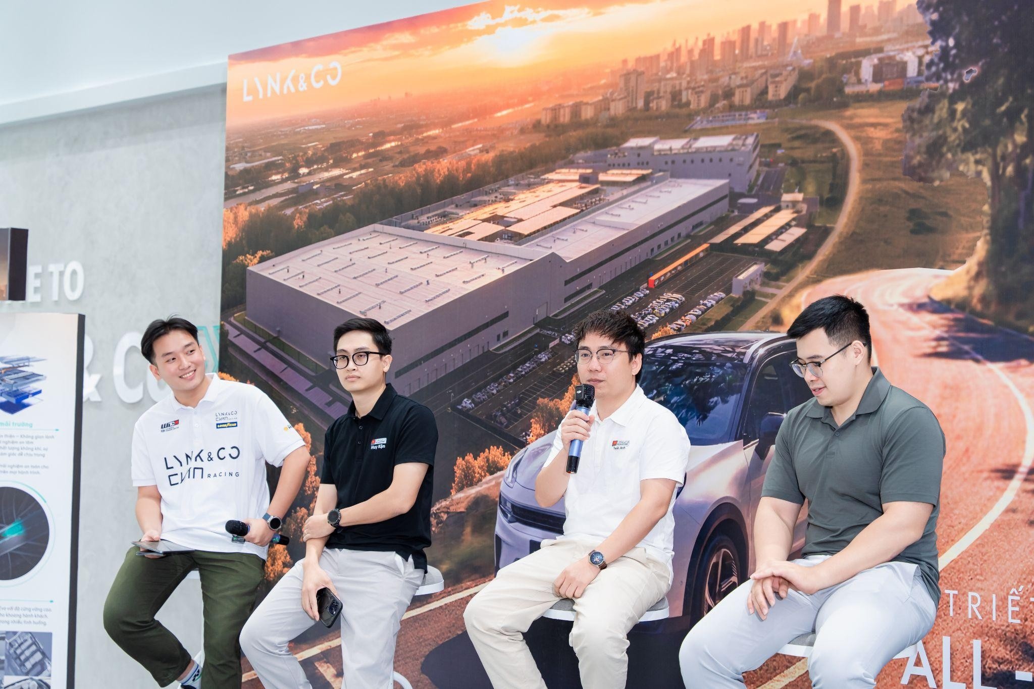 Lynk & Co anh 3