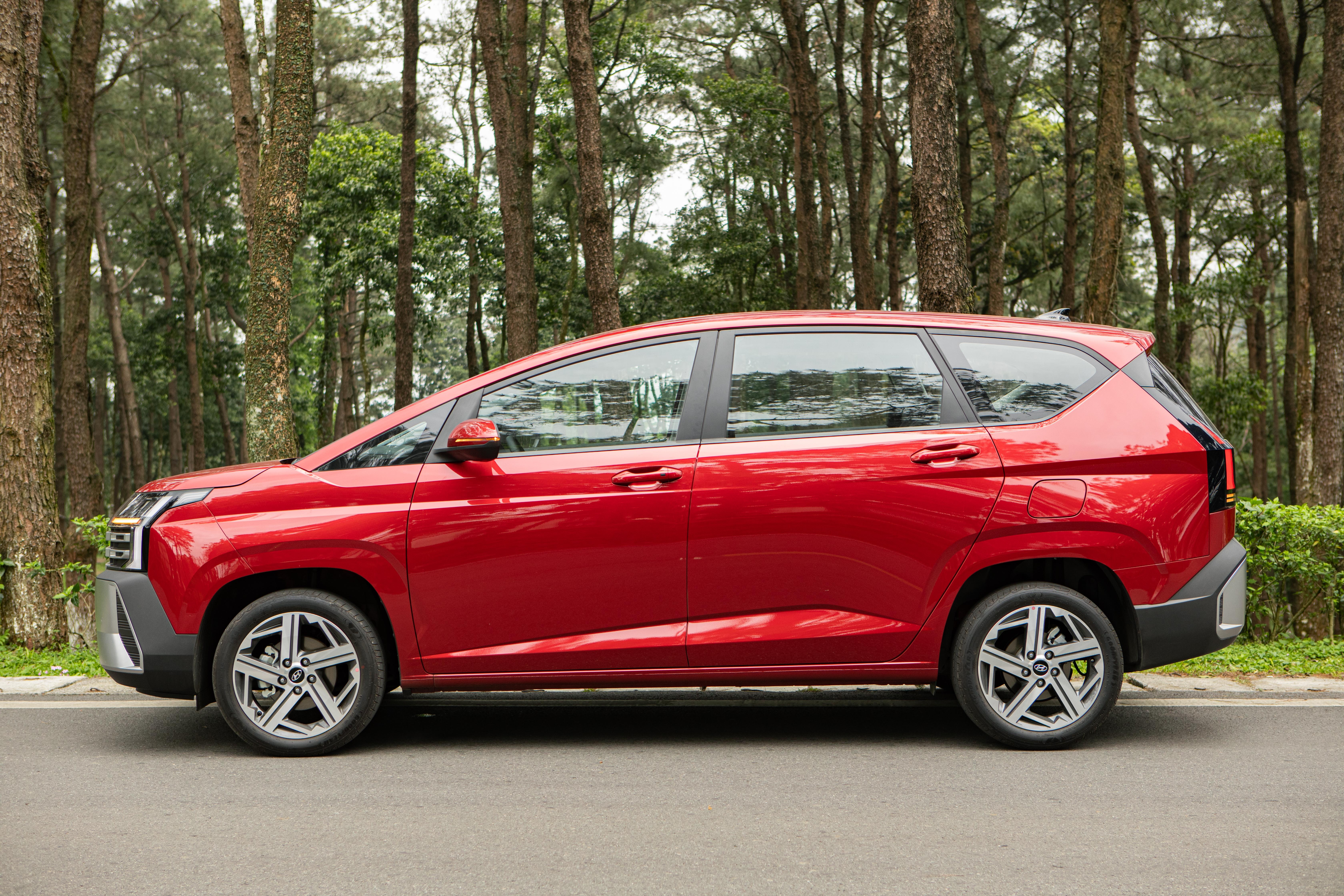 Hyundai Stargazer anh 3