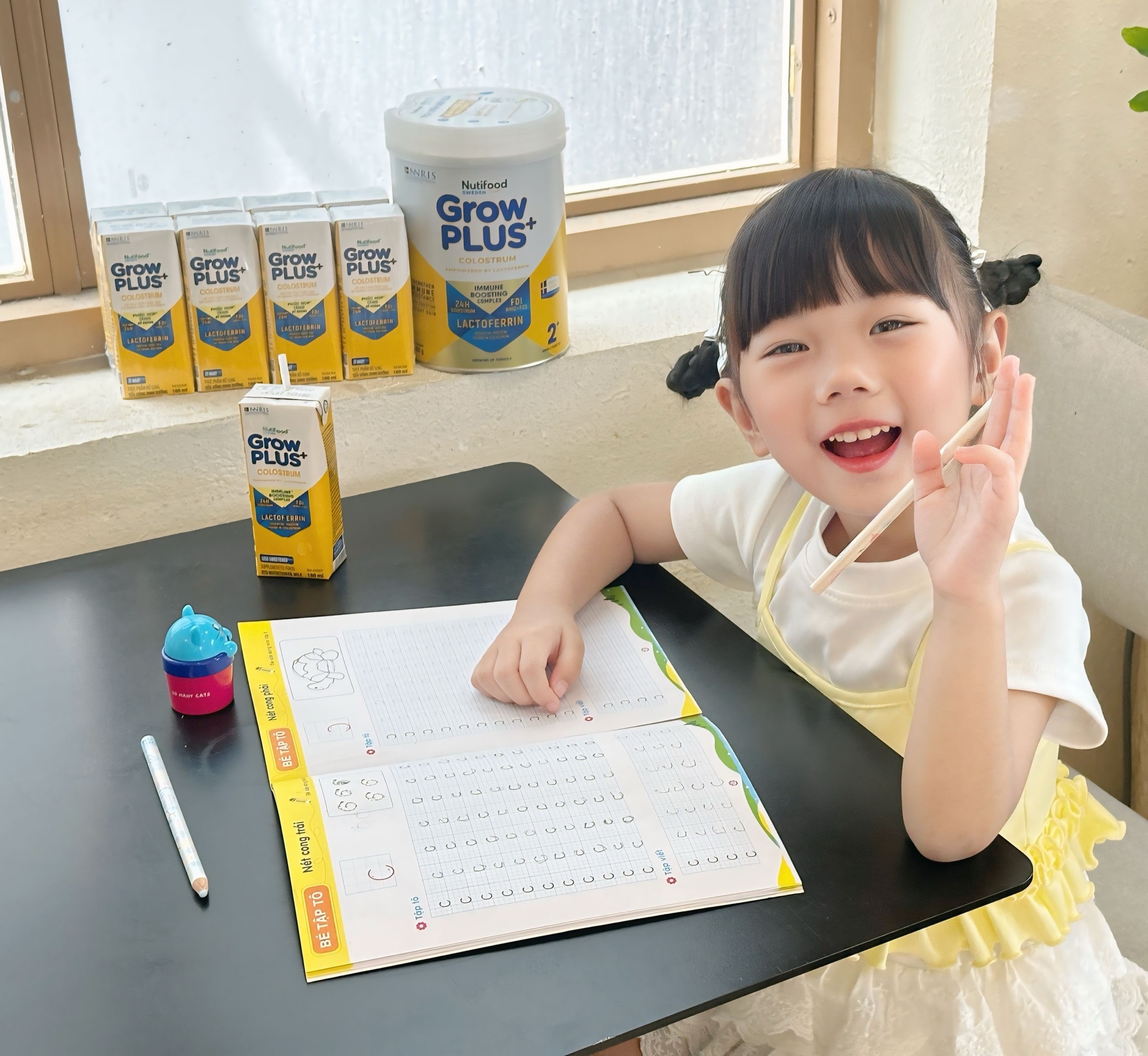 Nutifood GrowPLUS+ Colostrum Lactoferrin anh 1