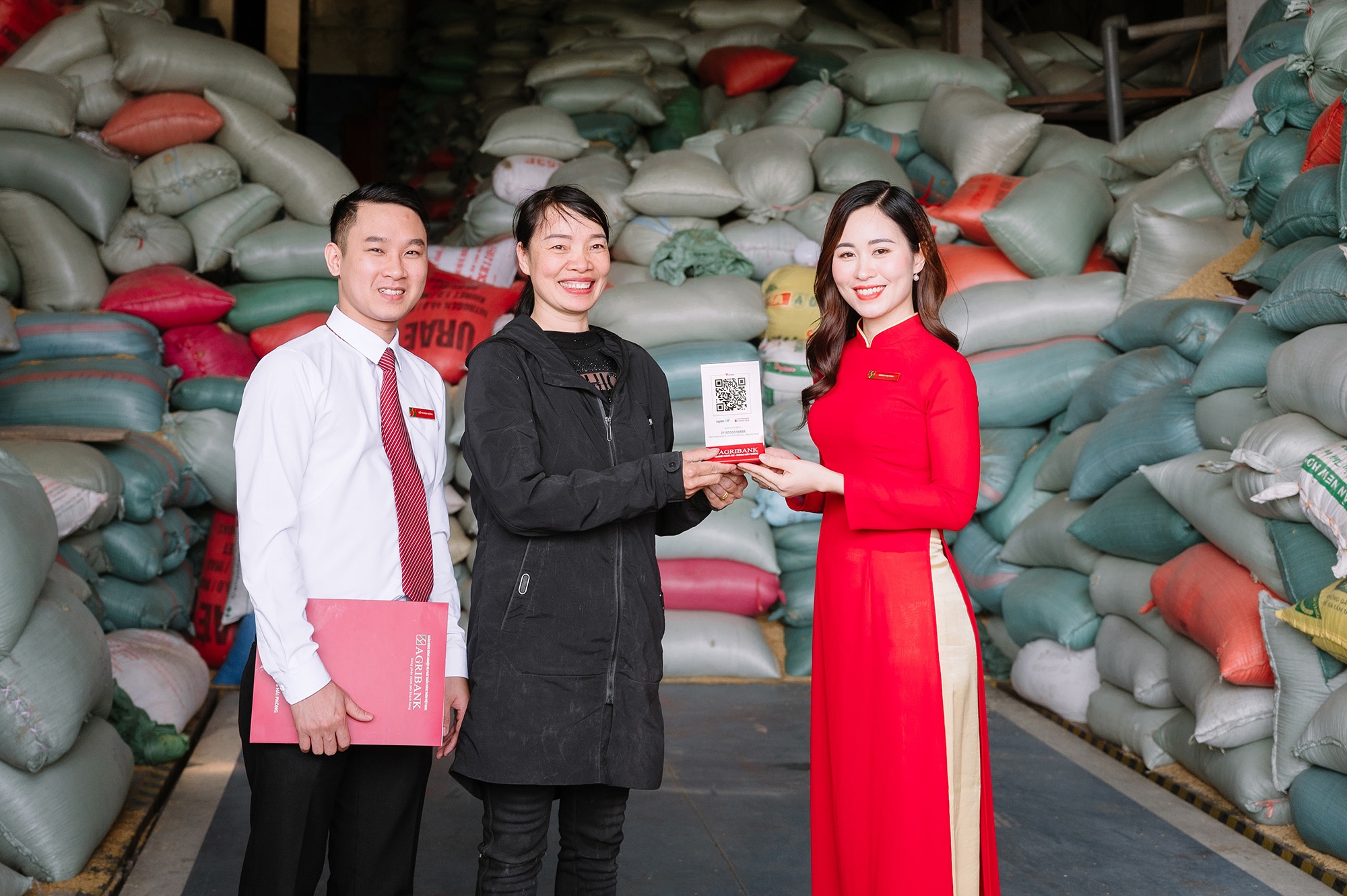 Agribank anh 2