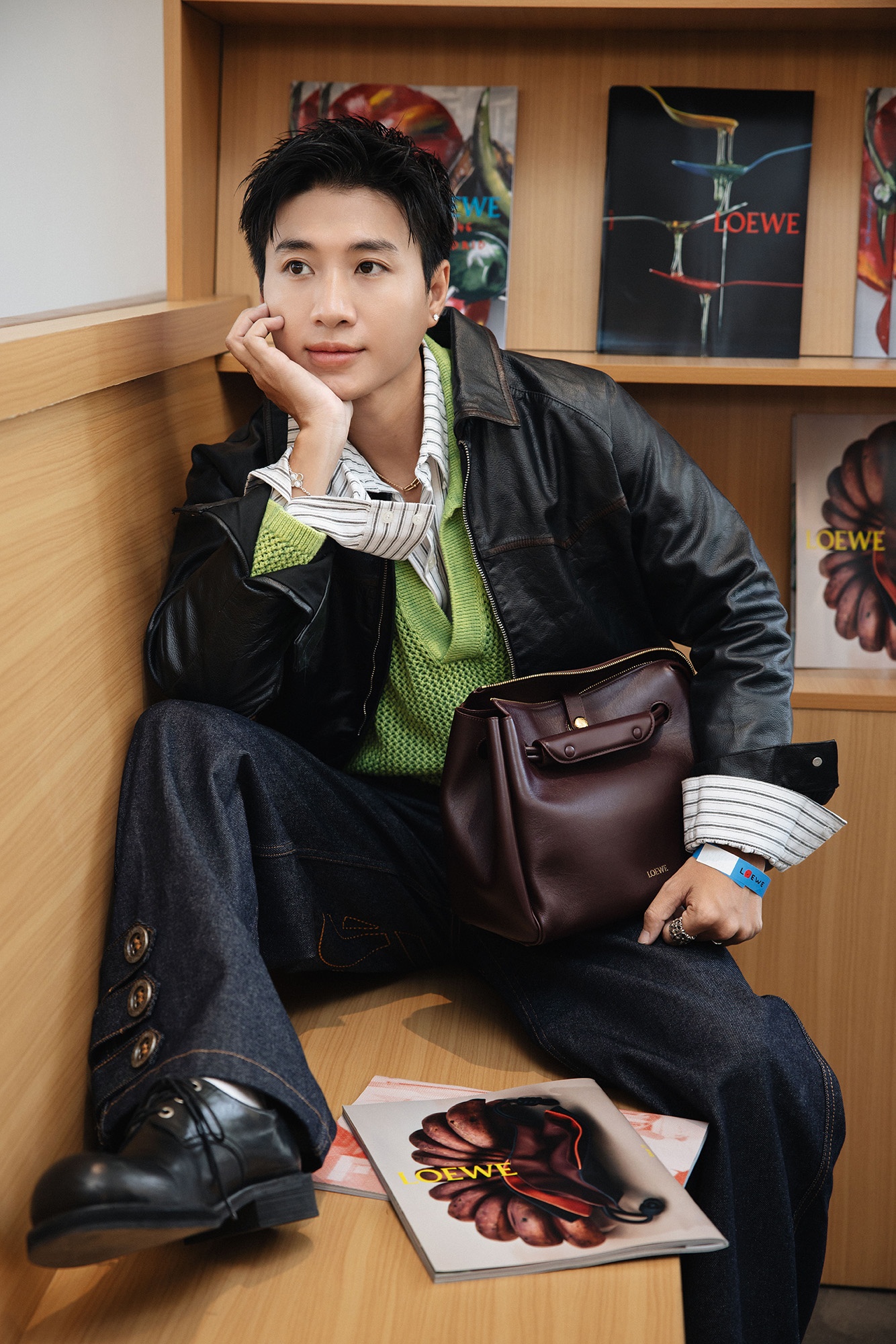 Loewe anh 7