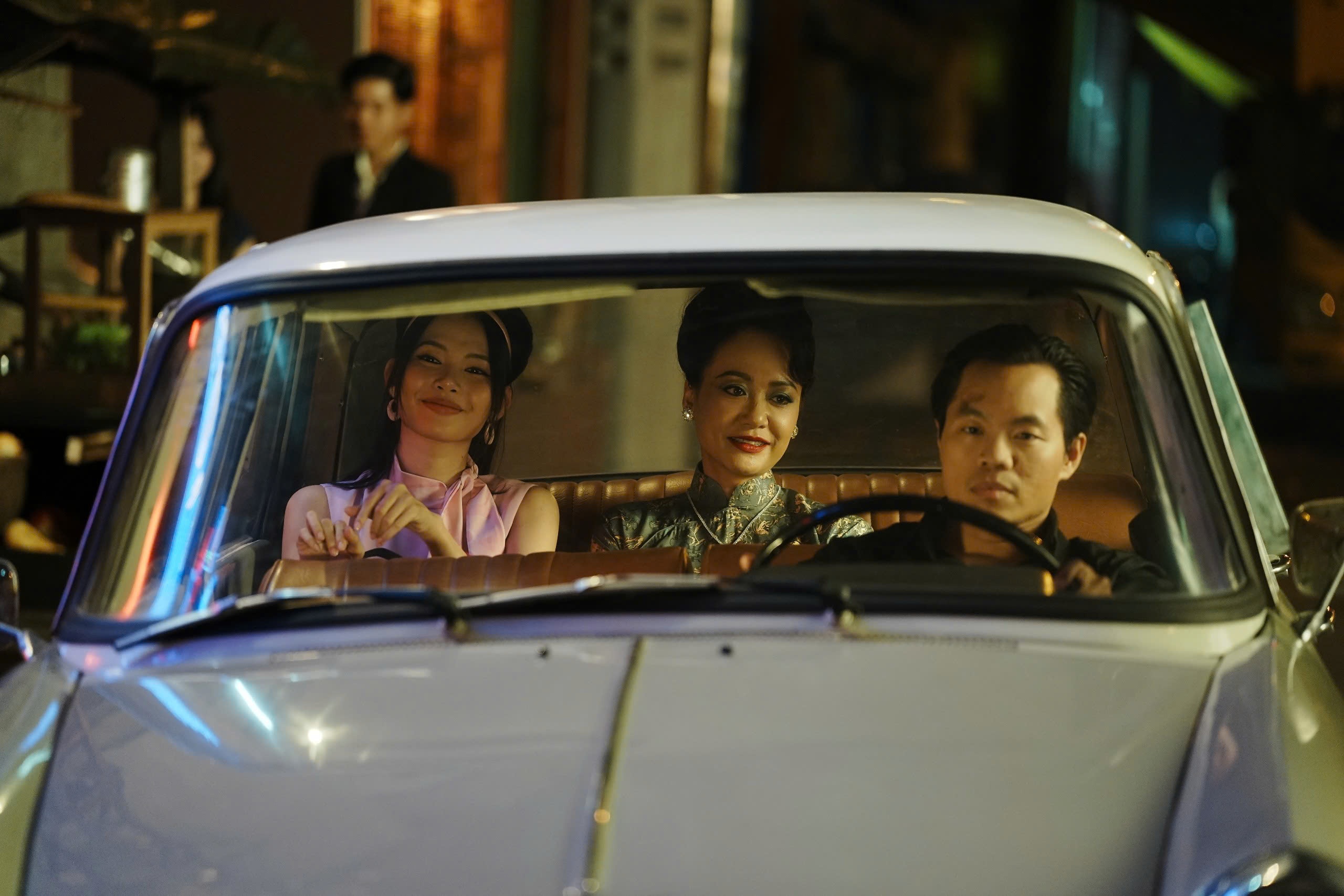 Mesdames Thanh Sac anh 2