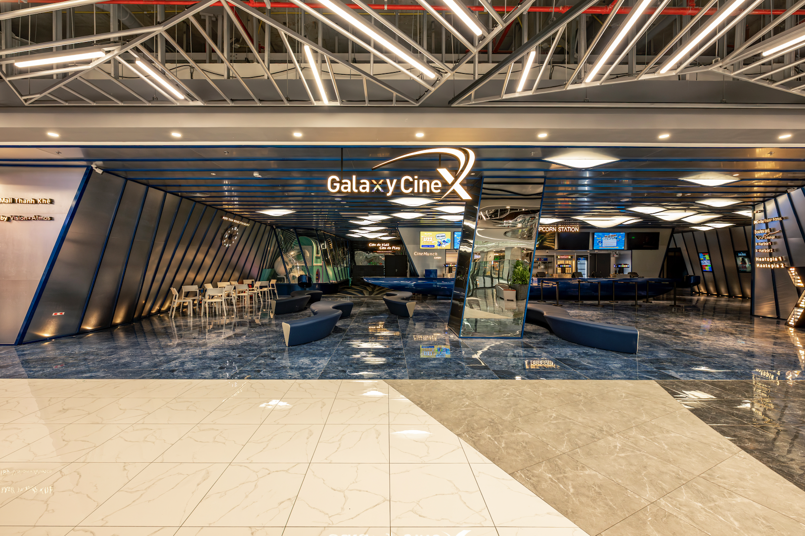 Galaxy CineX Aeon Mall anh 2