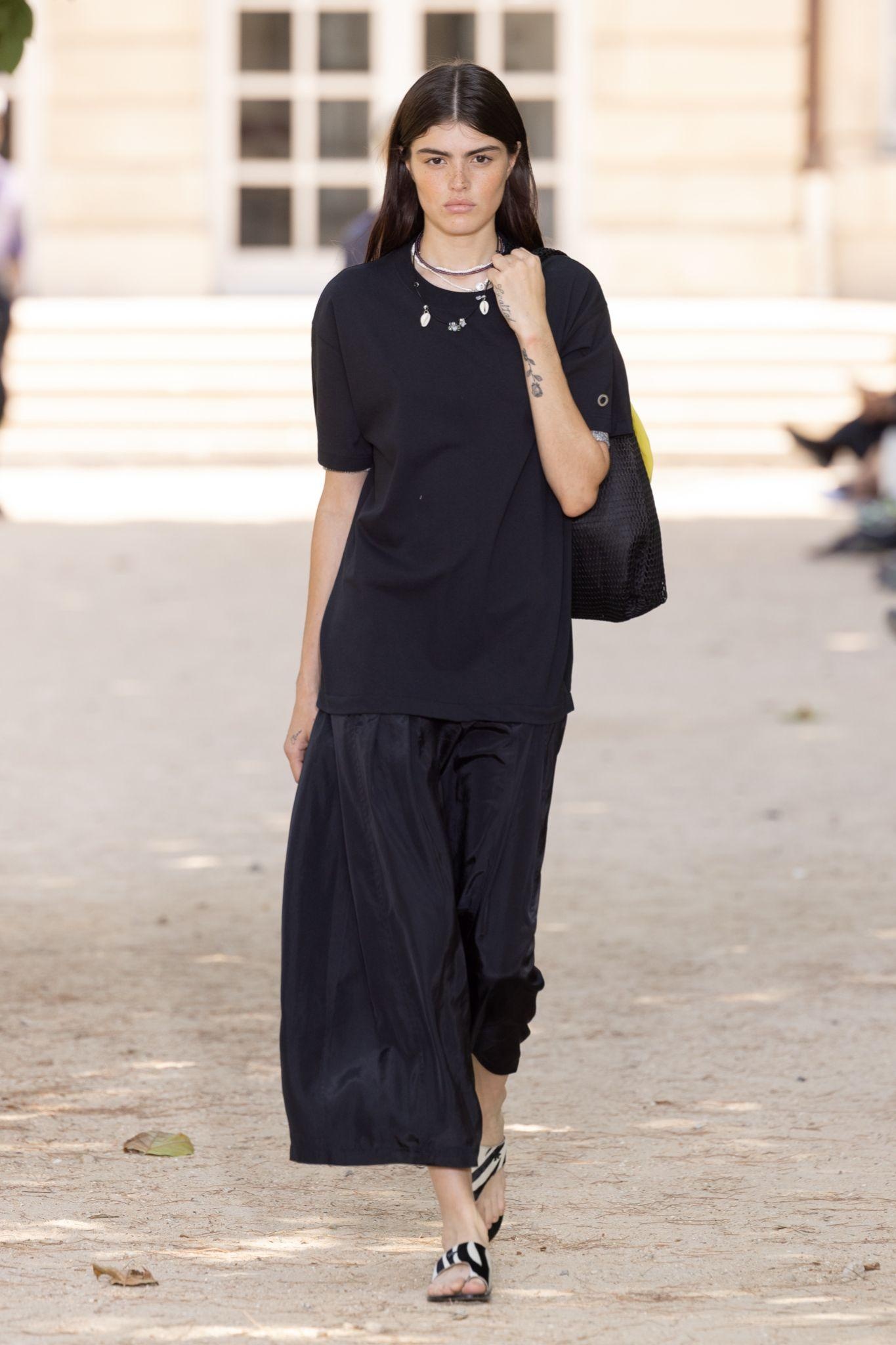 Maison Kitsune anh 14