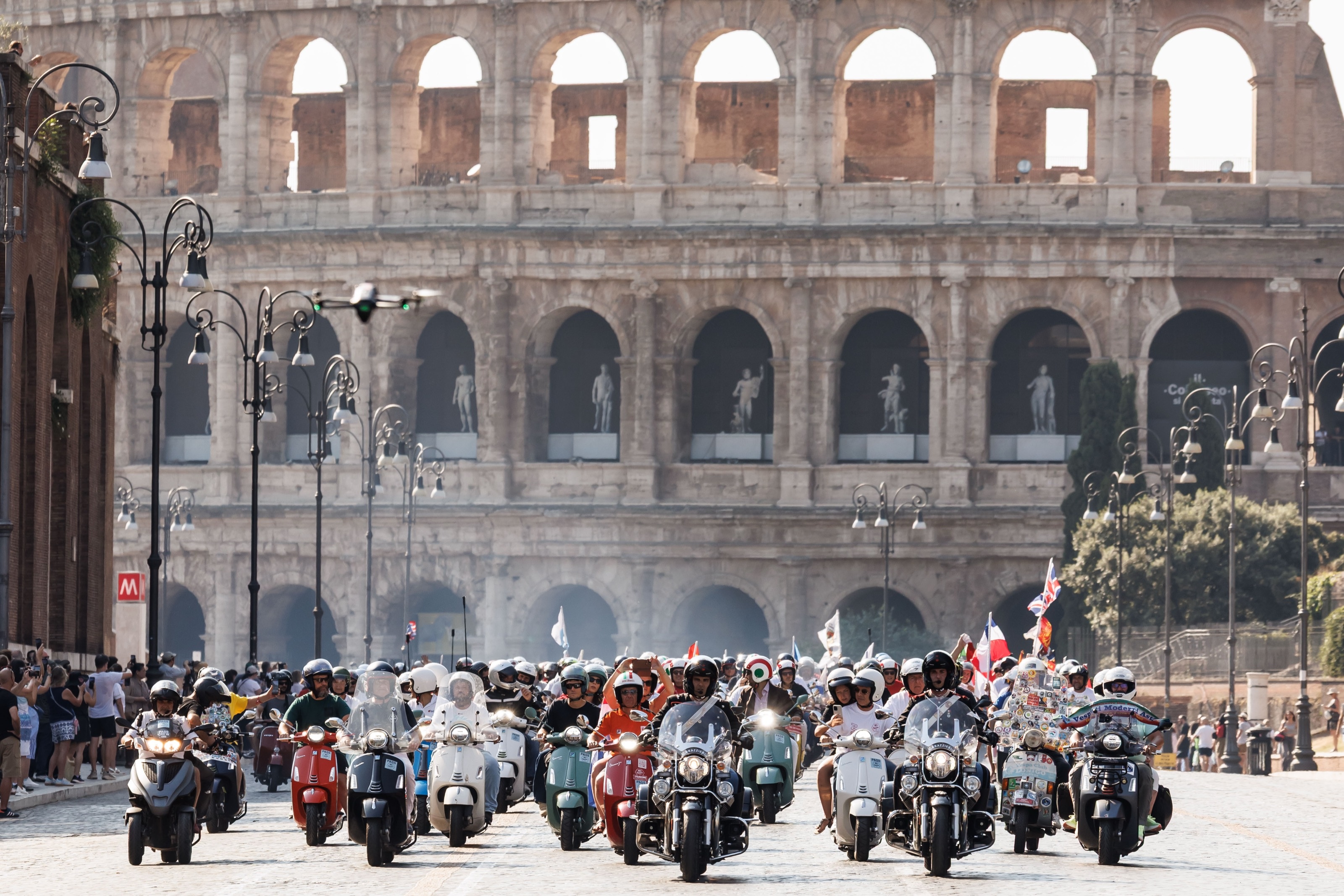Vespa Roma 2026 anh 2