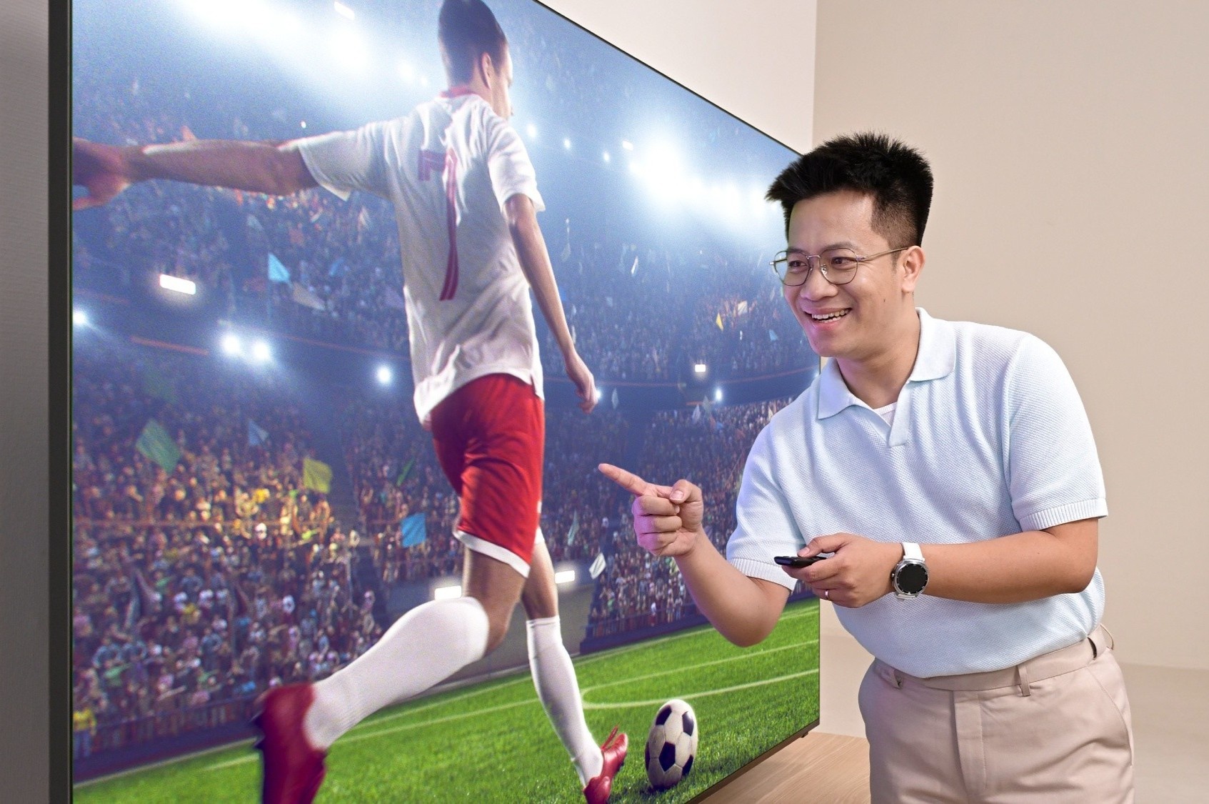 Mau AI TV BLV Anh Quan yeu thich dip le hoi bong da lon nhat hanh tinh hinh anh