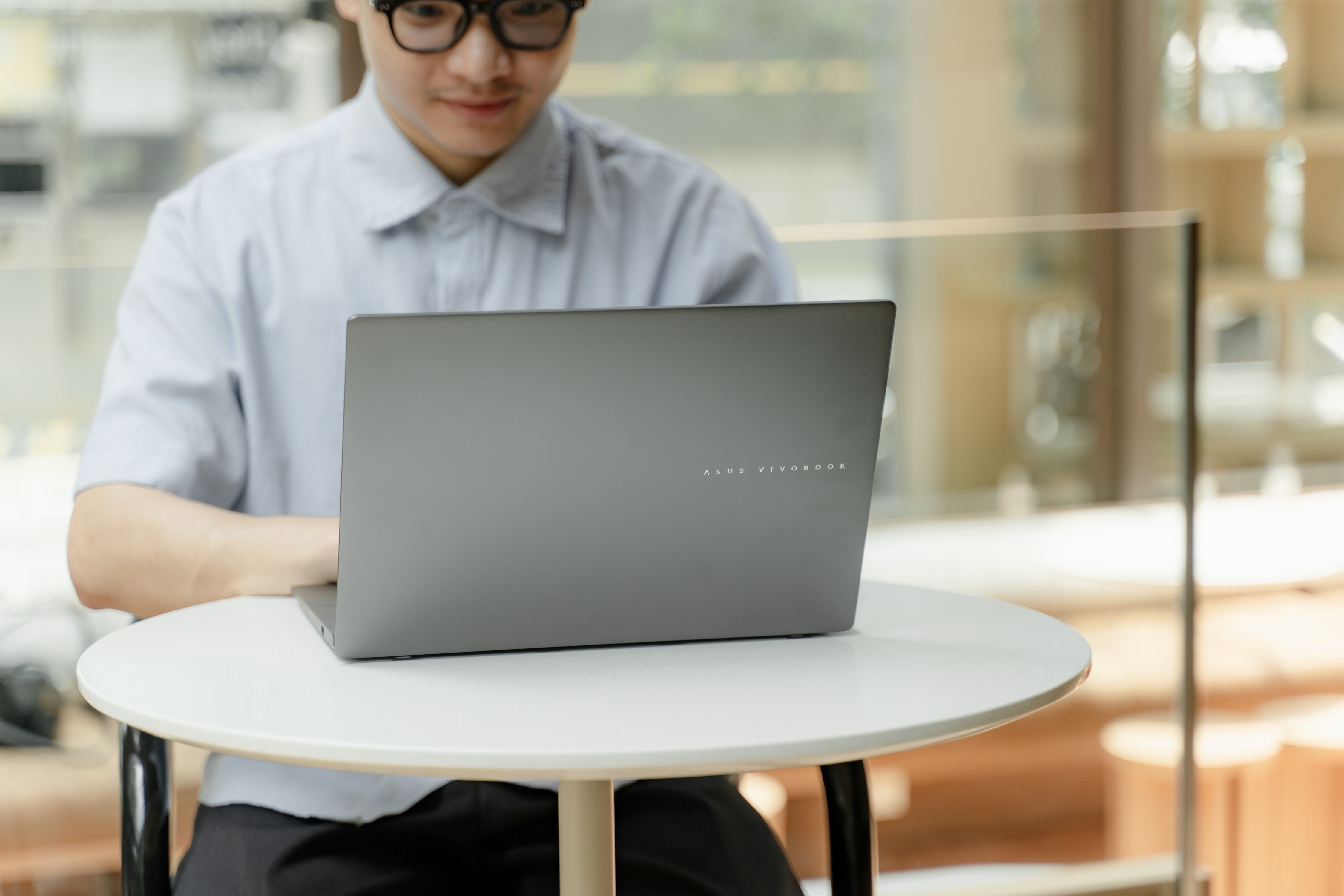 Asus Vivobook S14 ảnh 3