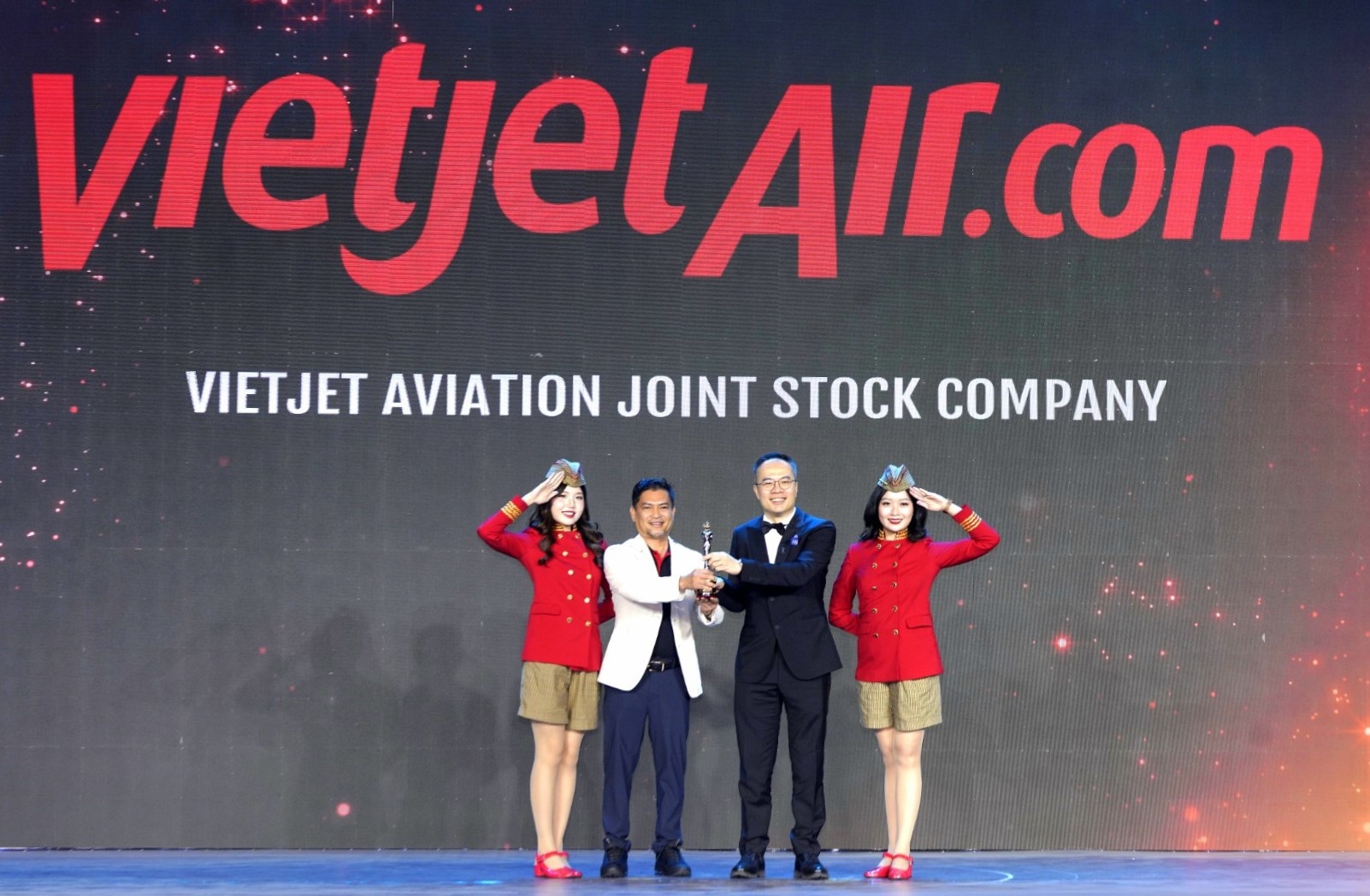 Vietjet anh 3