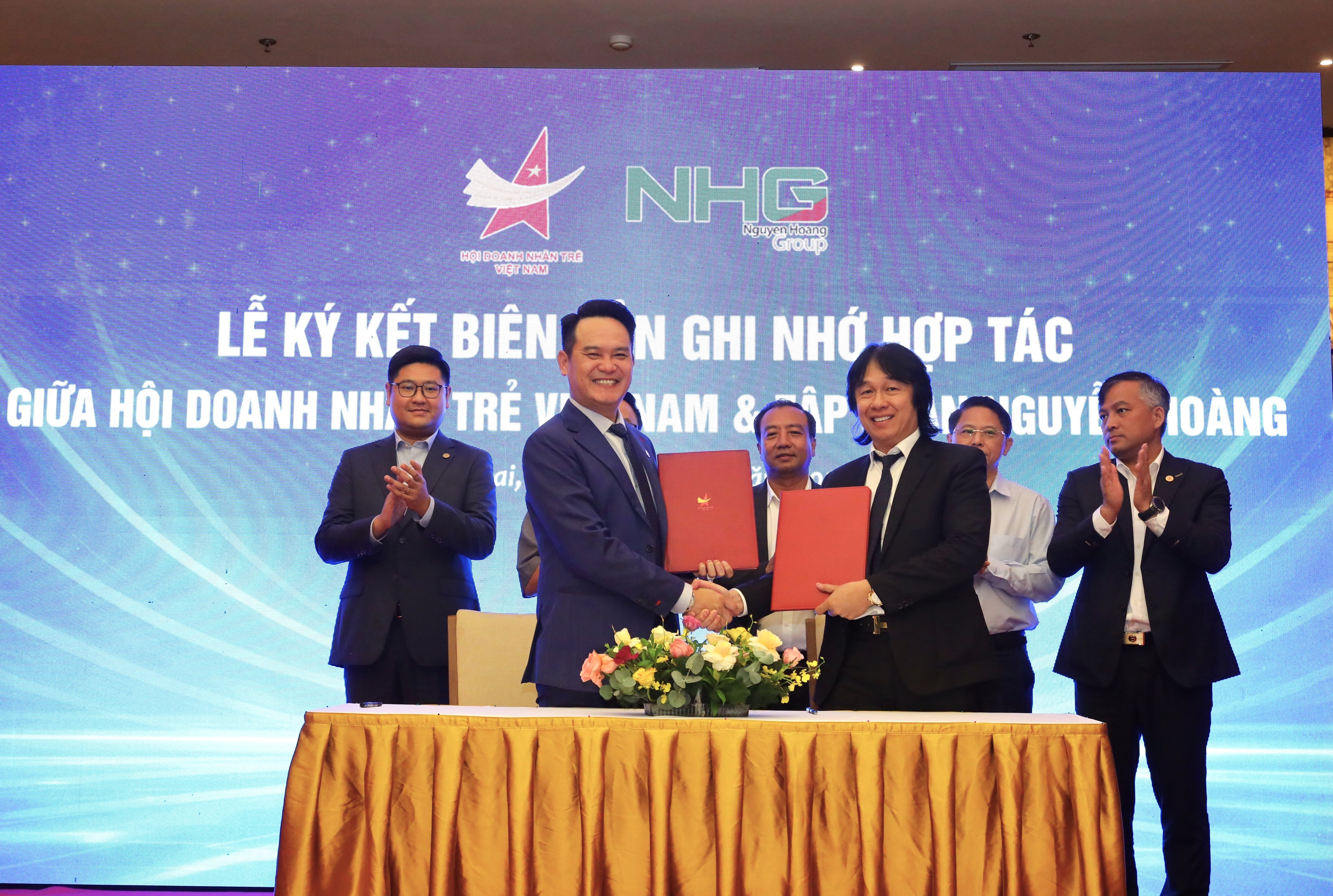 Tập đo&agrave;n Nguyễn Ho&agrave;ng ảnh 1